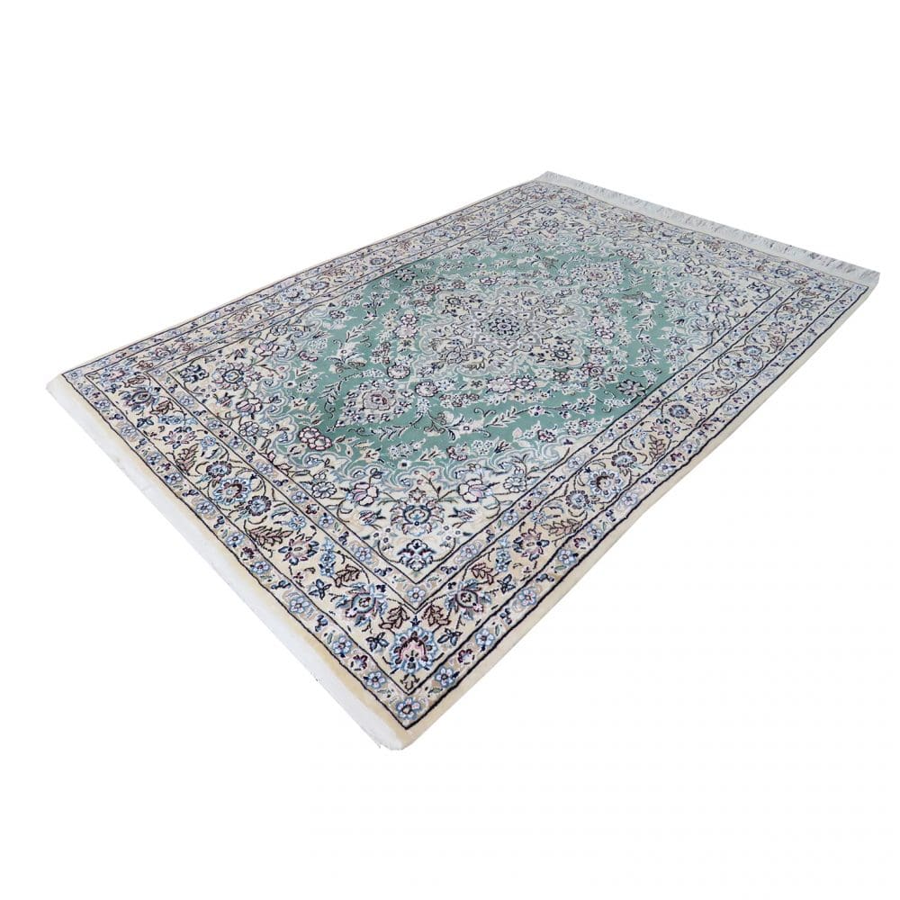 Nain Perserteppich 103 × 155 cm aus Seide, handgeknüpft