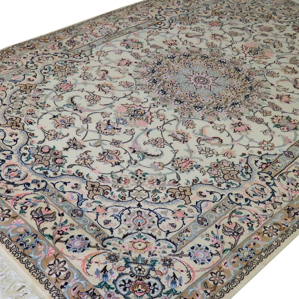 Handgeknüpfter Nain Perserteppich, 160 × 245 cm, Wolle & Seide