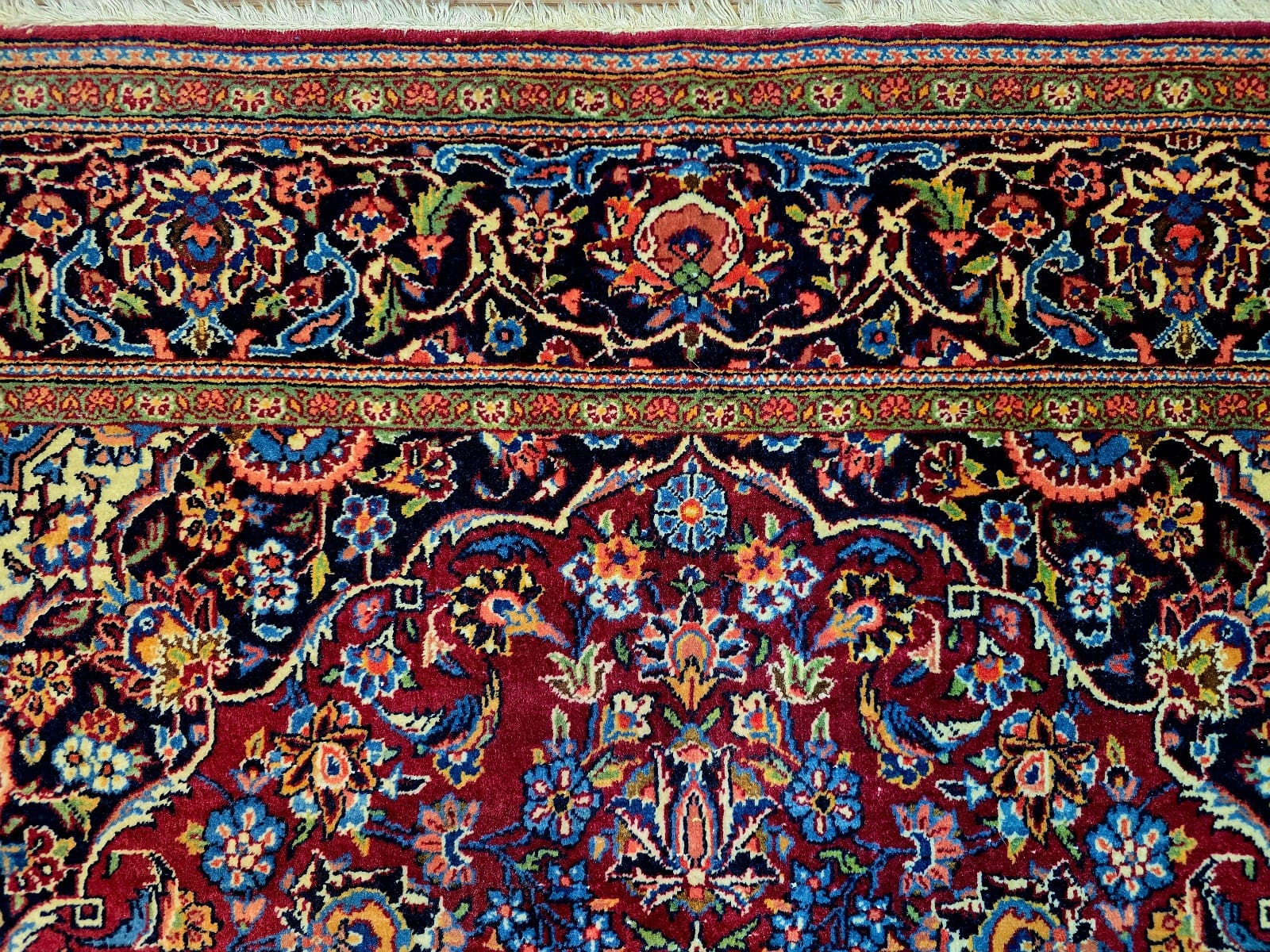 Perserteppich aus Iran, 215 × 134 cm