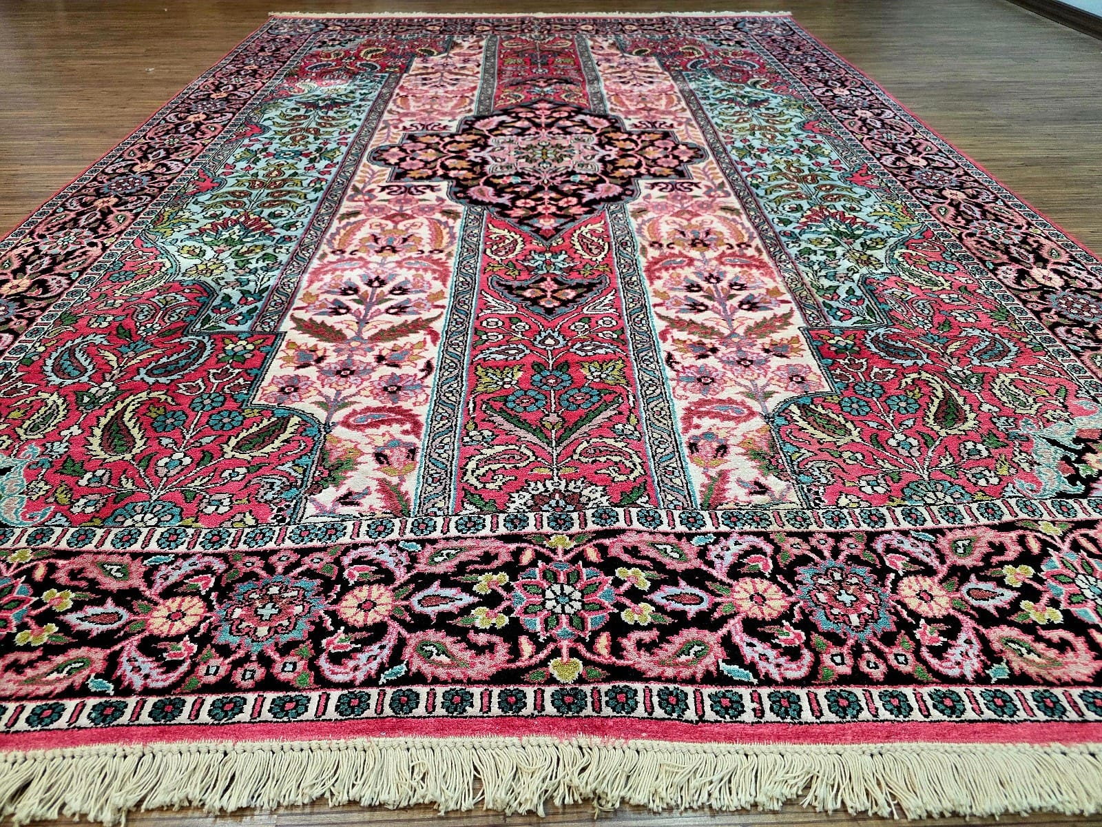 orientteppich-ghom-272-x-192-cm-kunstseide-handgeknupft-neu-4 Ghom Orientteppich 272 × 192 cm aus Wolle & Seide, handgeknüpft
