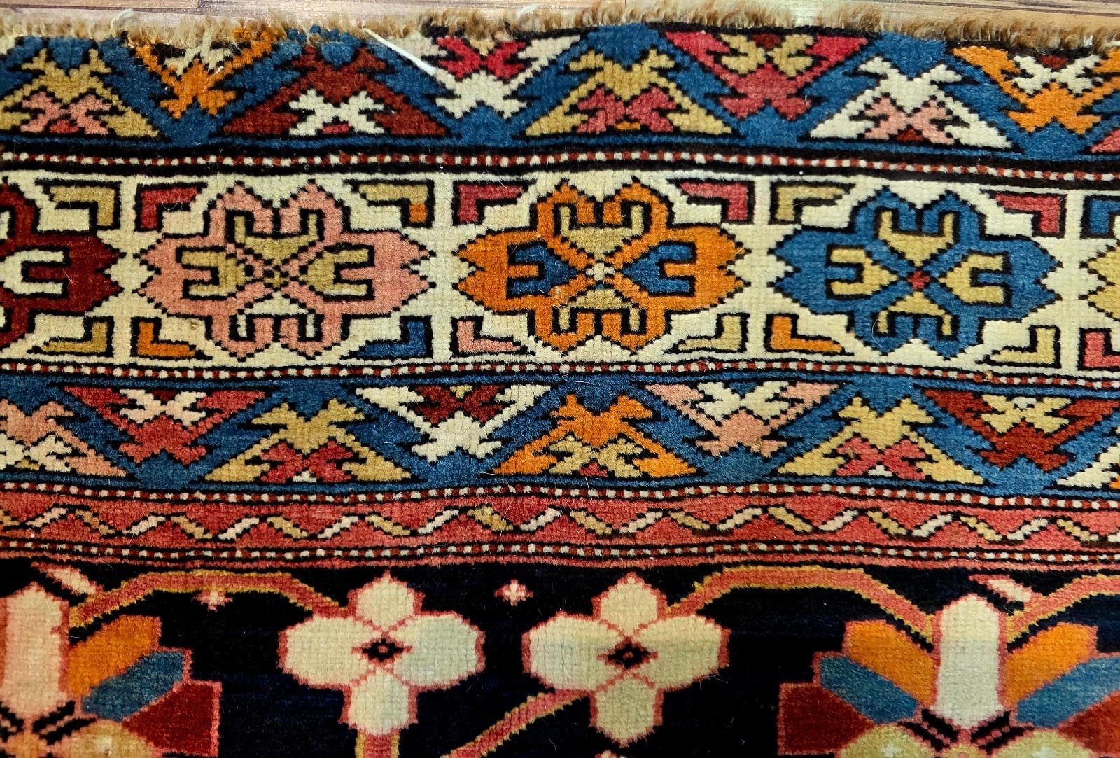 Kazak Orientteppich aus Russland, 168 × 130 cm
