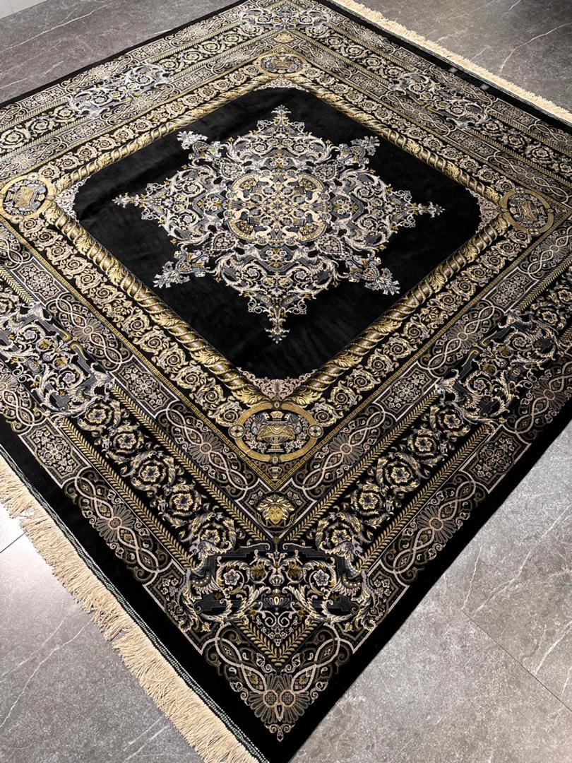 NEU 200×199 cm Handgeknüpfter Erami Ghom Seidenteppich „Versace – Black“ | 70 Raj | 3,98 m² | ca. 3.980.000 Knoten | 100 % Seide auf Seide H1