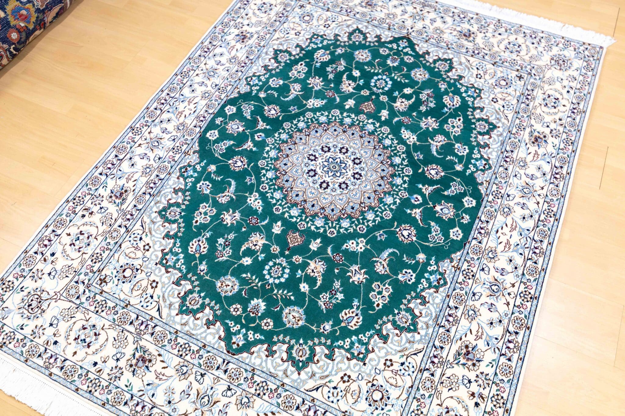 Handgeknüpfter Nain Perserteppich 200 × 150 cm