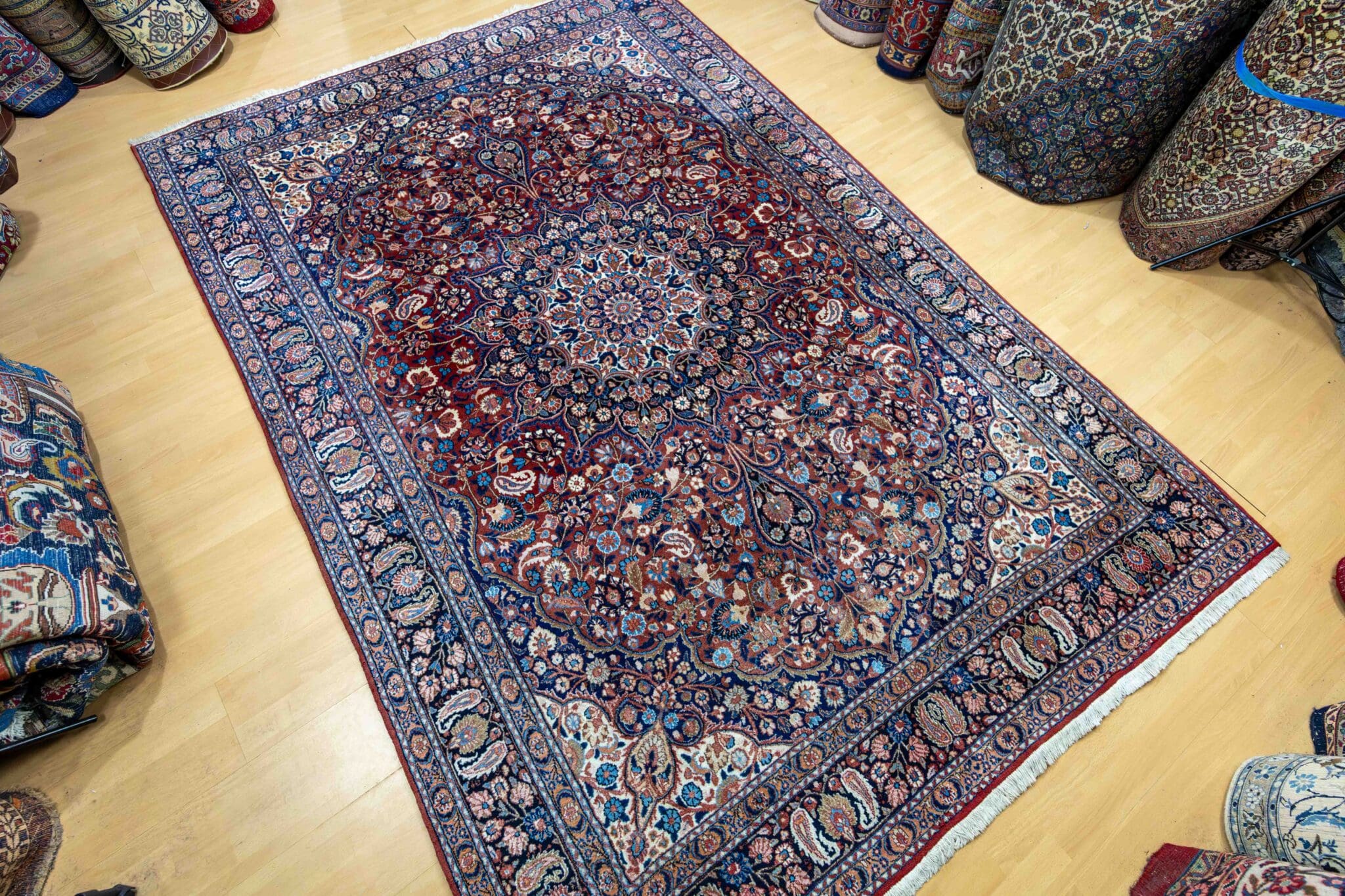 Mashhad Perserteppich aus Iran, 296 × 203 cm