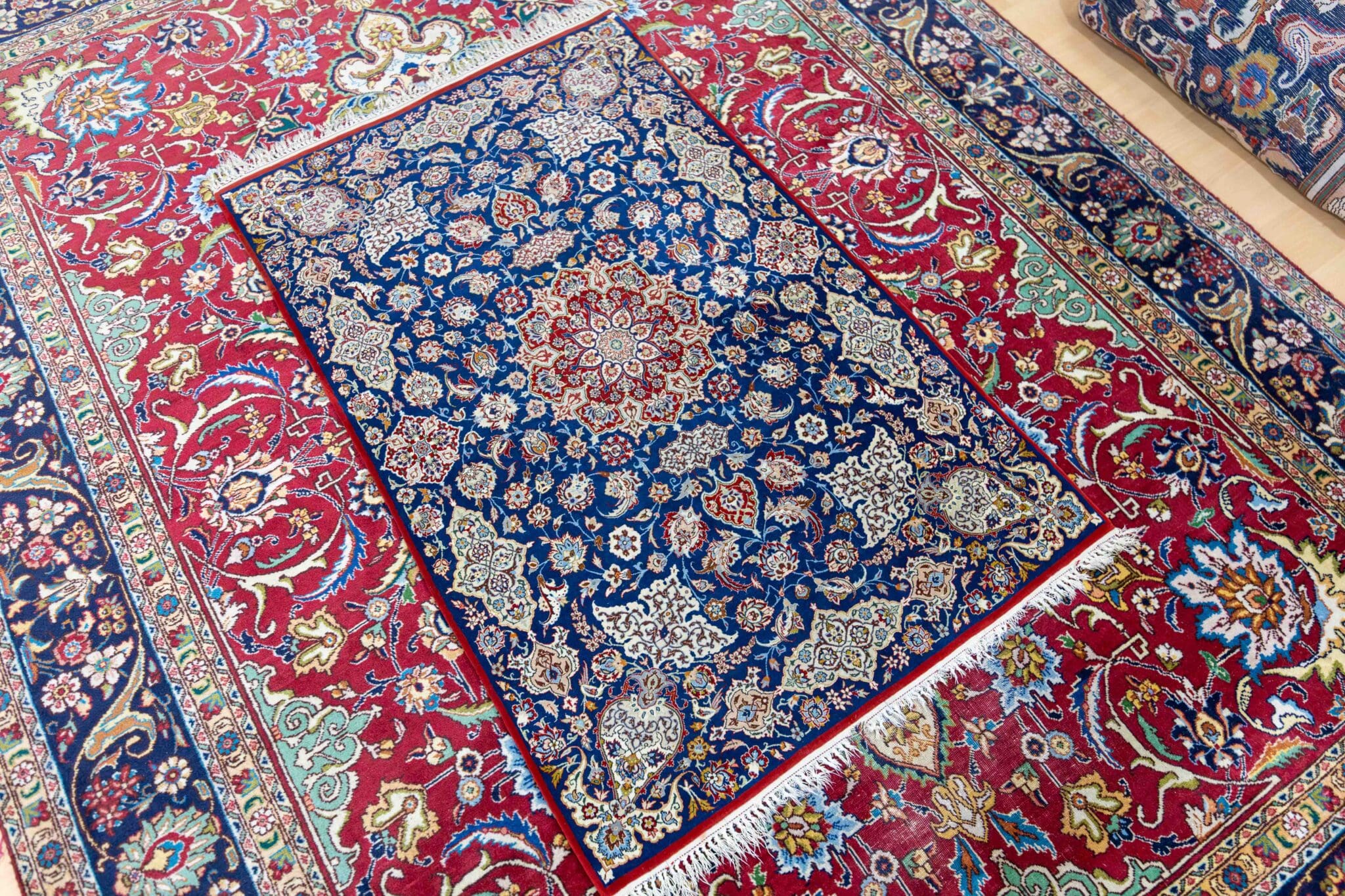 Handgeknüpfter Isfahan Perserteppich 156 × 102 cm