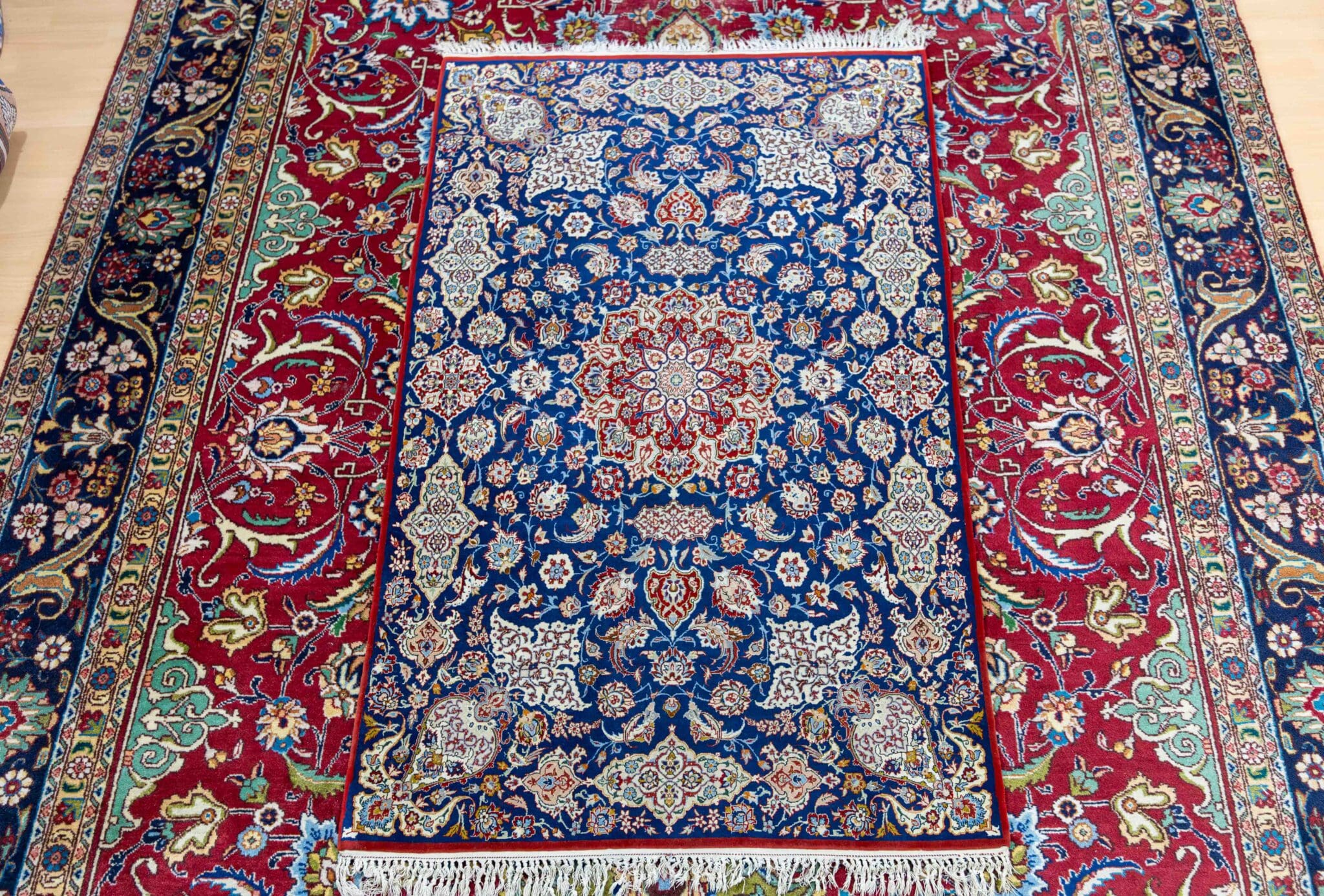 Handgeknüpfter Isfahan Perserteppich 156 × 102 cm