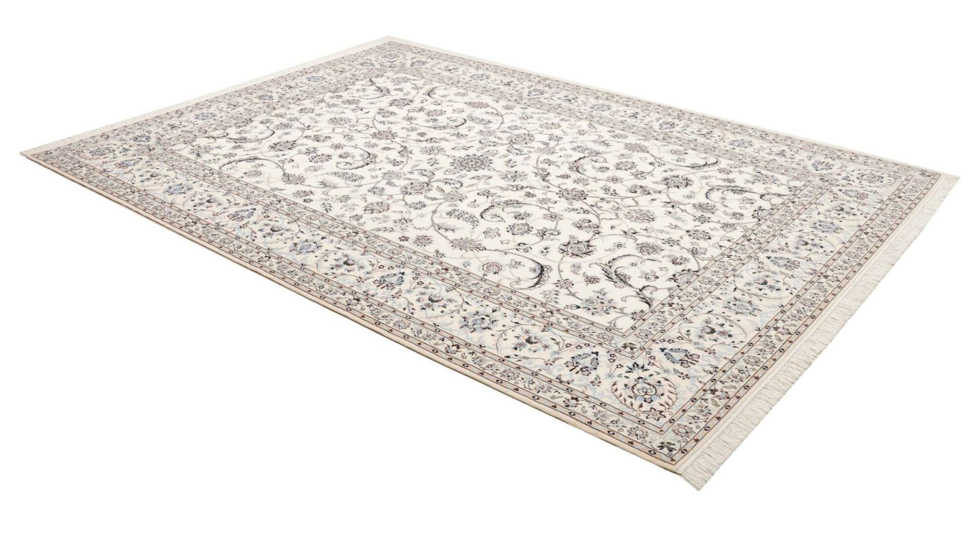 Nain Perserteppich aus Iran, 212 × 297 cm