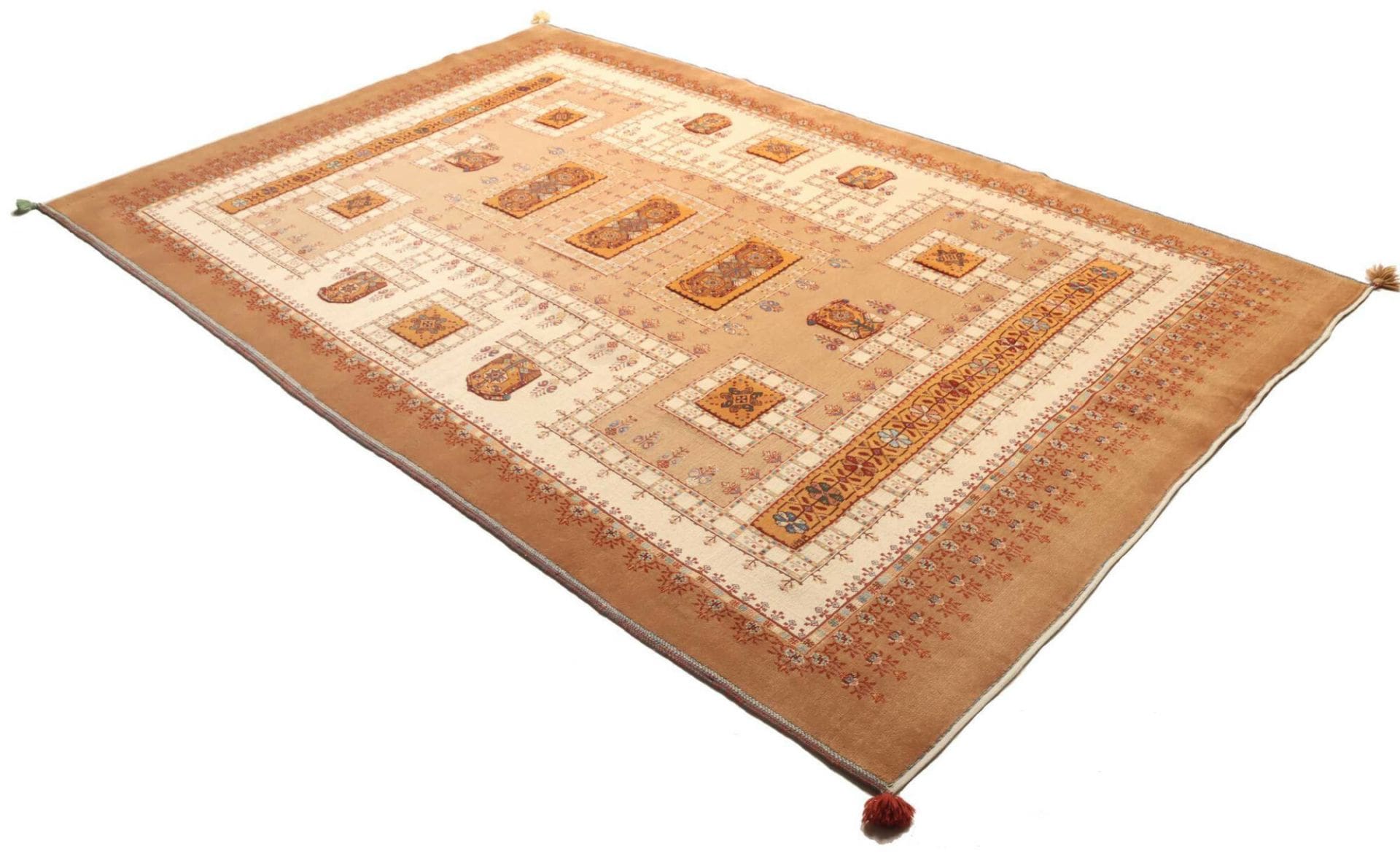Handgeknüpfter Isfahan Perserteppich 208 × 316 cm