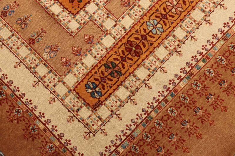 Handgeknüpfter Isfahan Perserteppich 208 × 316 cm