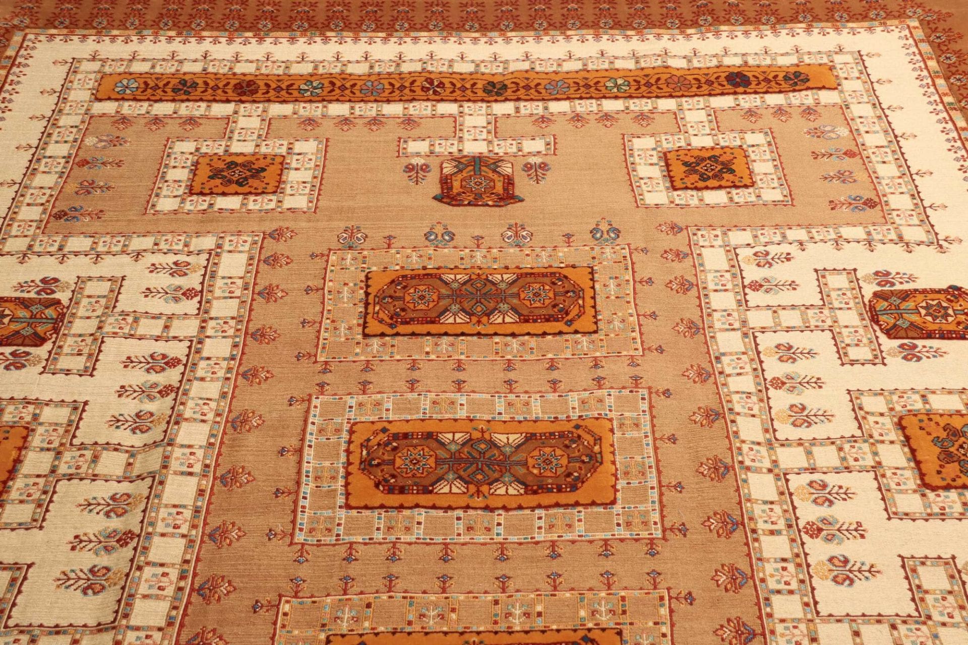 Handgeknüpfter Isfahan Perserteppich 208 × 316 cm