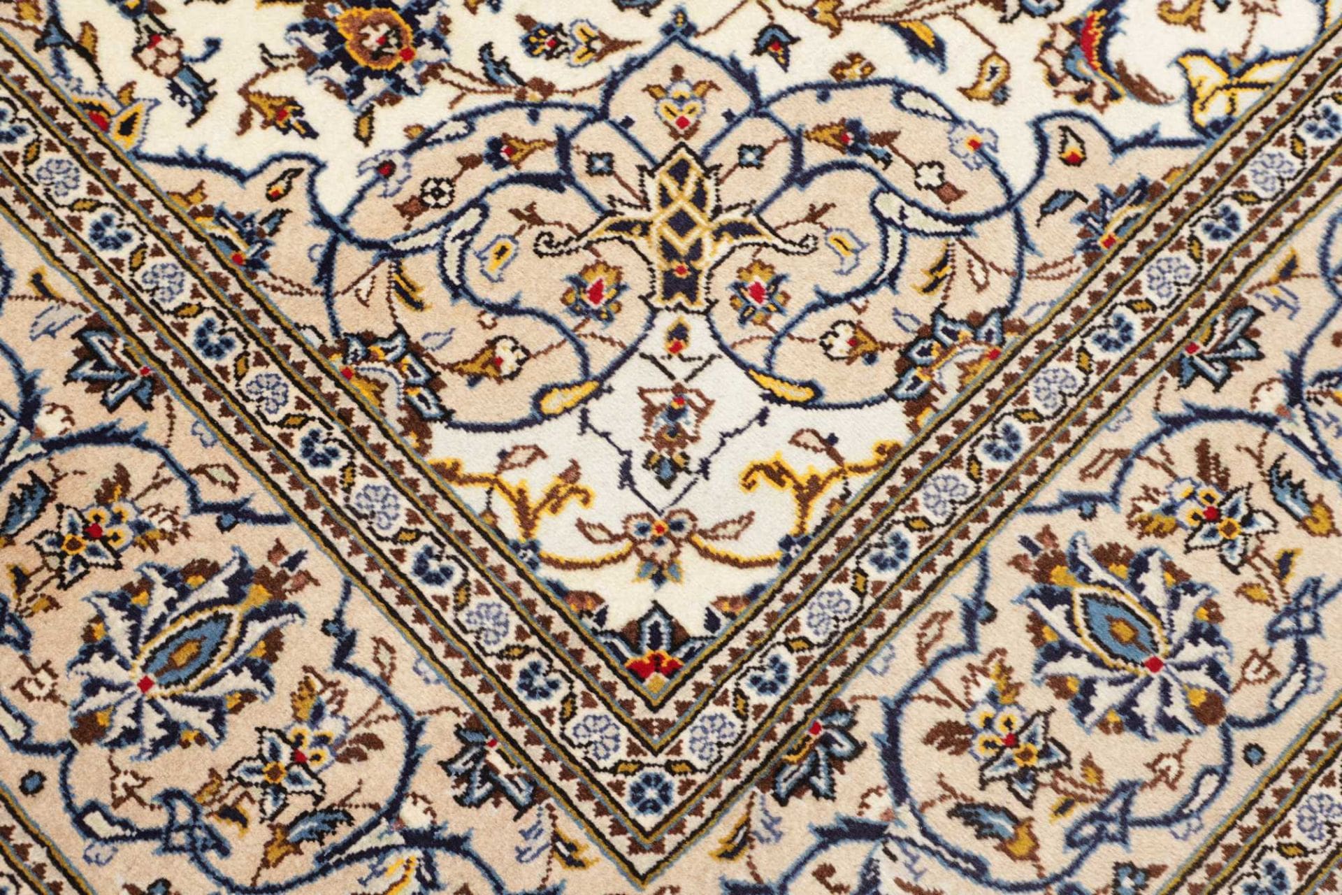 Handgeknüpfter Kashan Perserteppich 205 × 299 cm