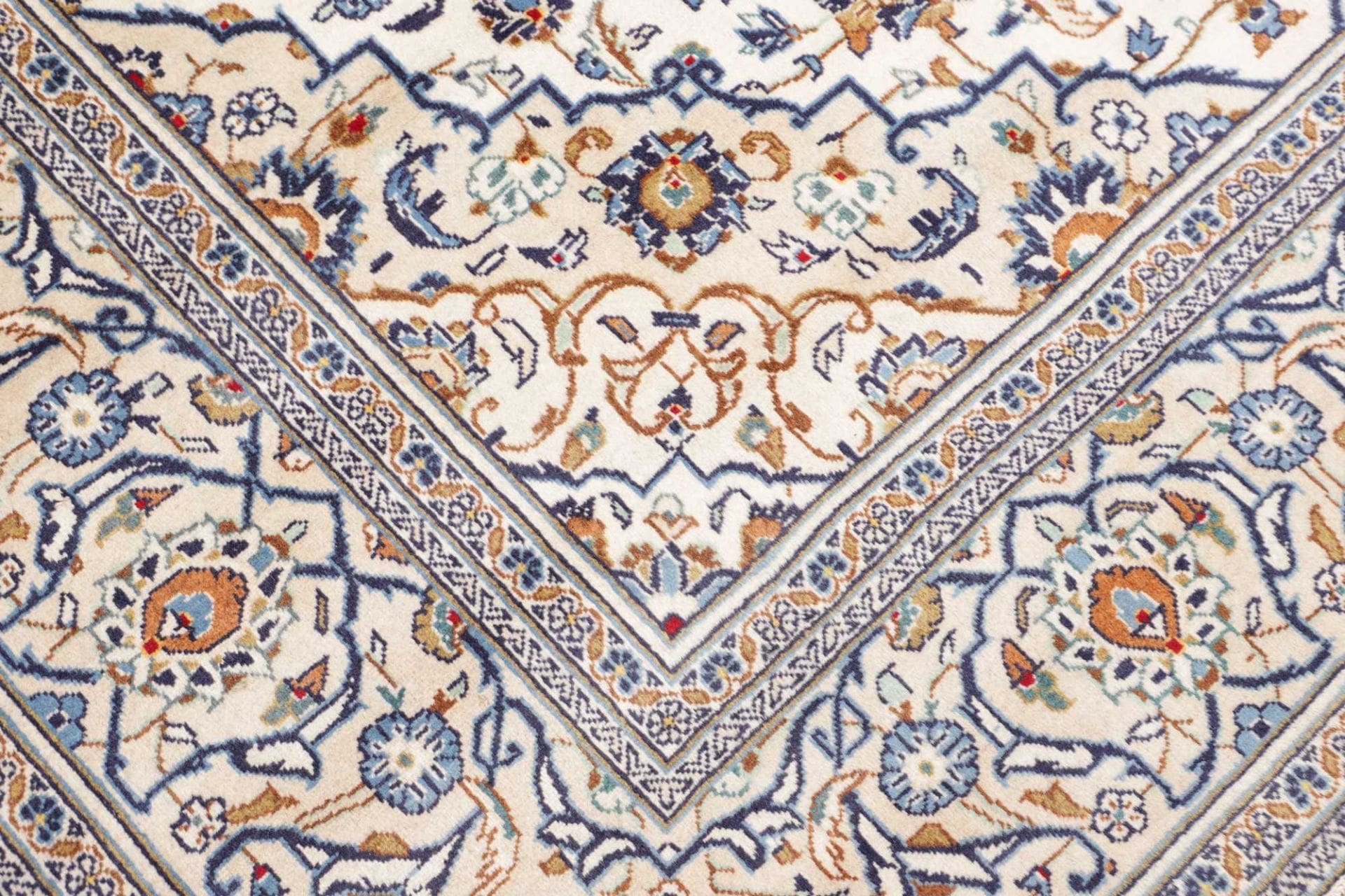 Kashan Perserteppich aus Iran, 203 × 302 cm