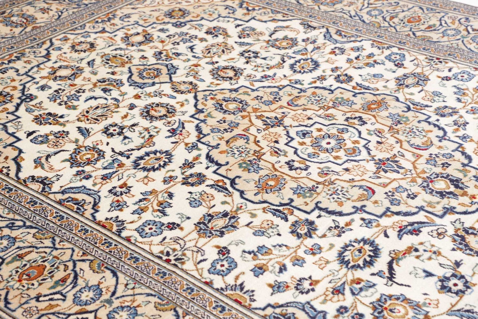 Kashan Perserteppich aus Iran, 203 × 302 cm