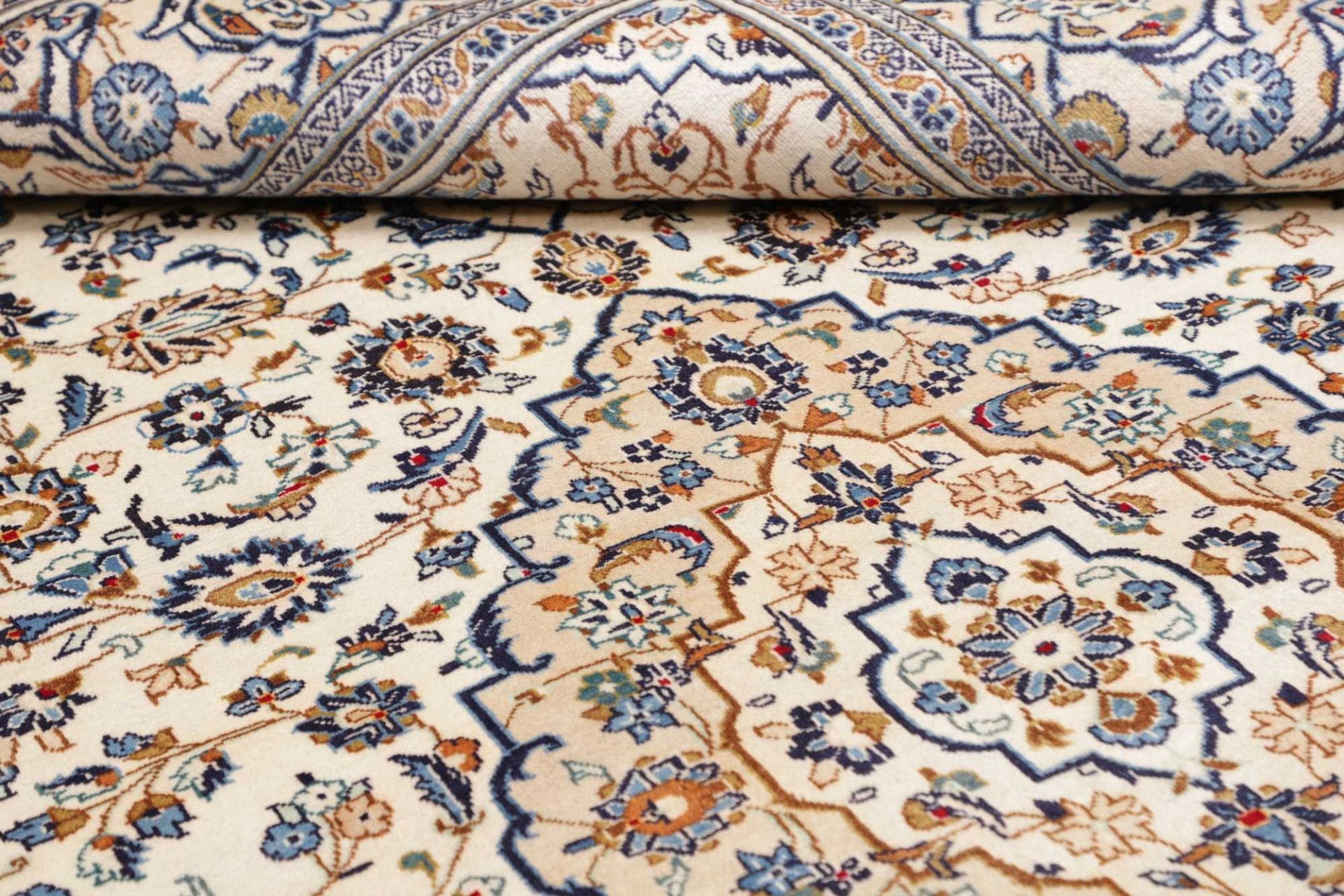 Kashan Perserteppich aus Iran, 203 × 302 cm