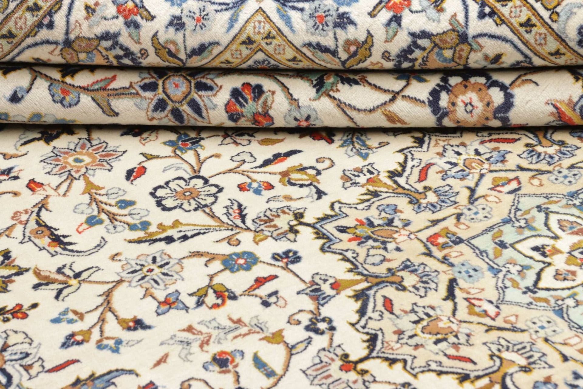 Kashan Perserteppich aus Iran, 199 × 302 cm