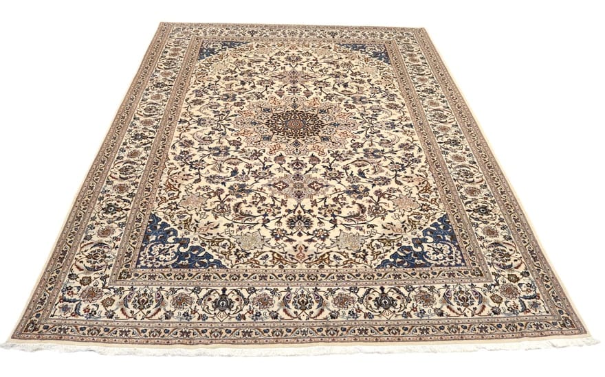 Nain Perserteppich aus Iran, 350 × 253 cm