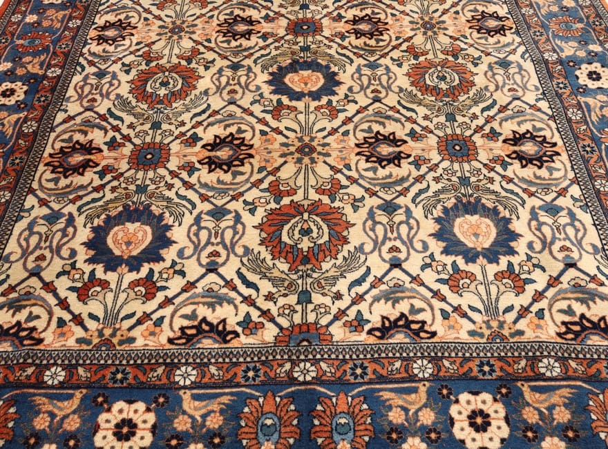 Handgeknüpfter Perserteppich 324 × 204 cm