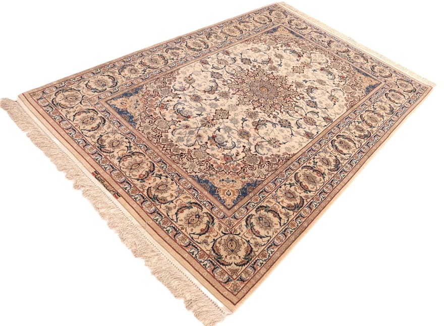 Isfahan Perserteppich aus Iran, 227 × 150 cm