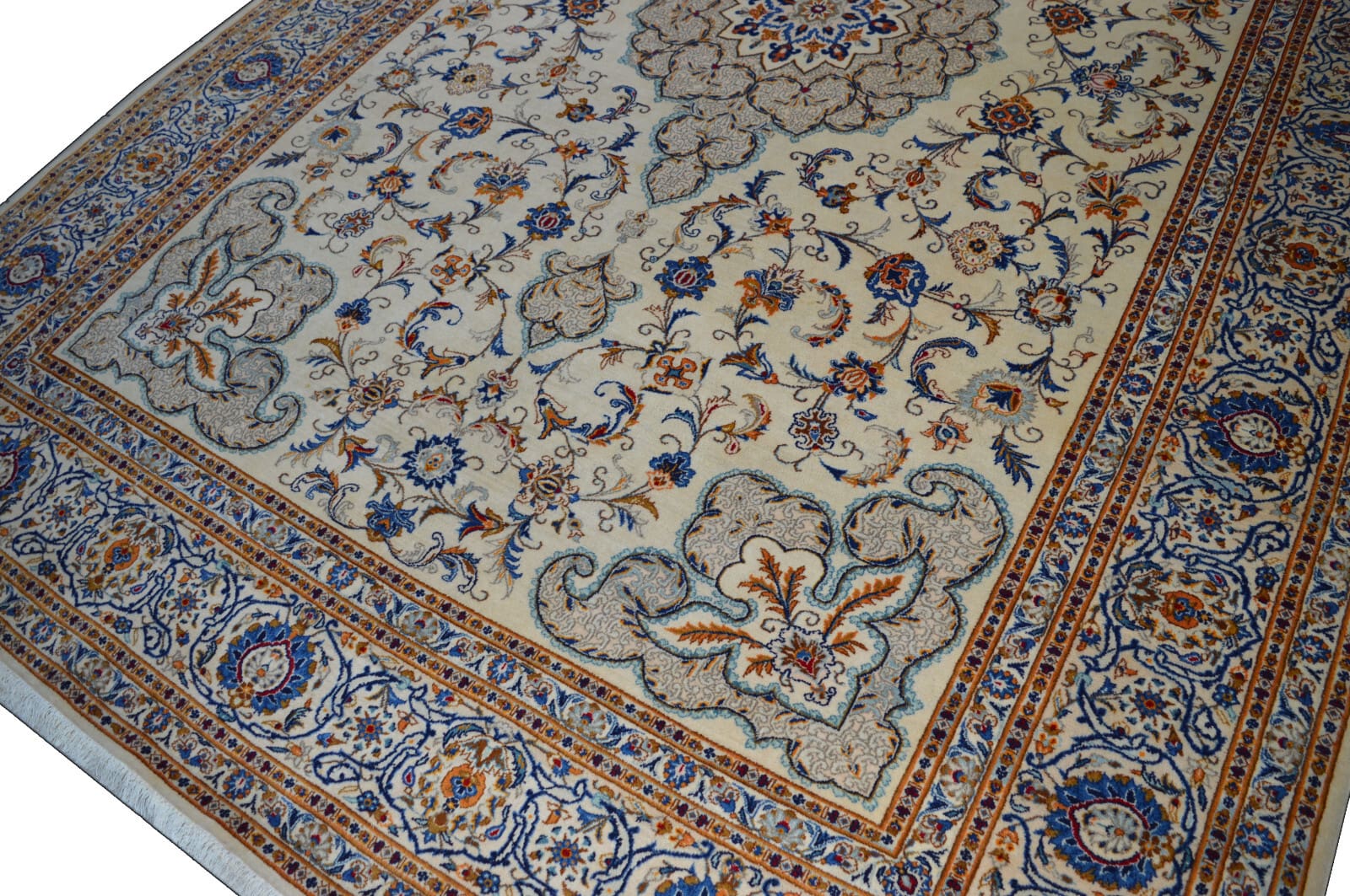 Kashan Perserteppich aus Iran, 410 × 275 cm