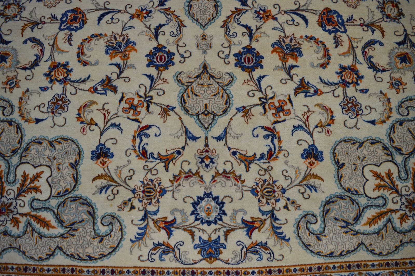 Kashan Perserteppich aus Iran, 410 × 275 cm