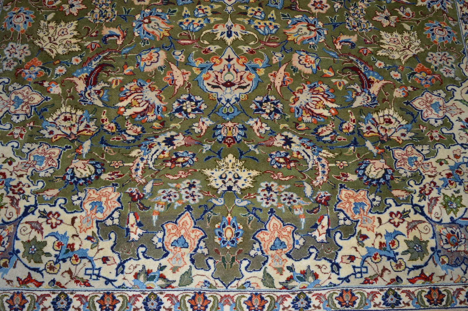 Handgeknüpfter Isfahan Perserteppich, 353 × 239 cm