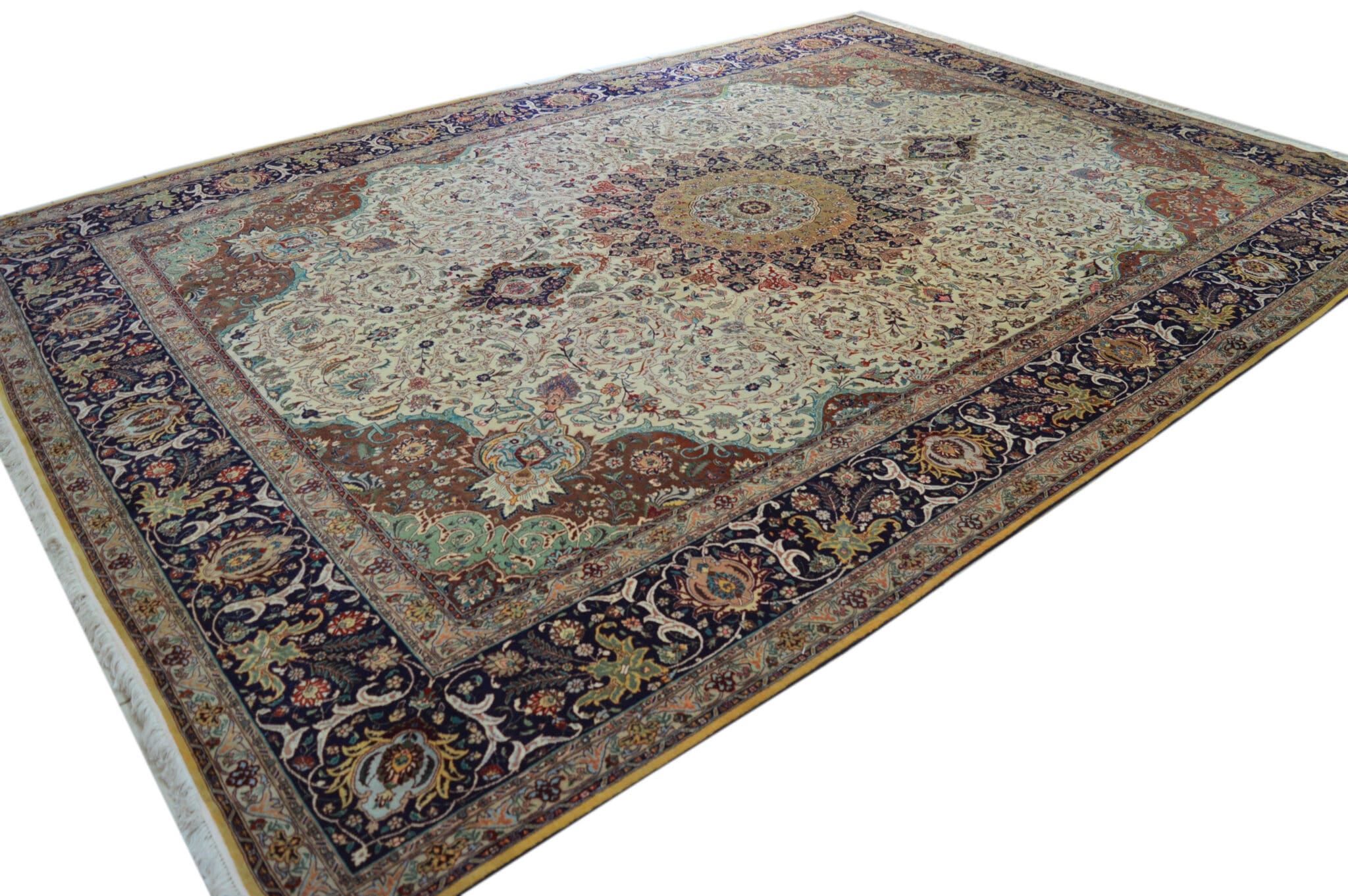 Täbriz Perserteppich aus Iran, 420 × 297 cm
