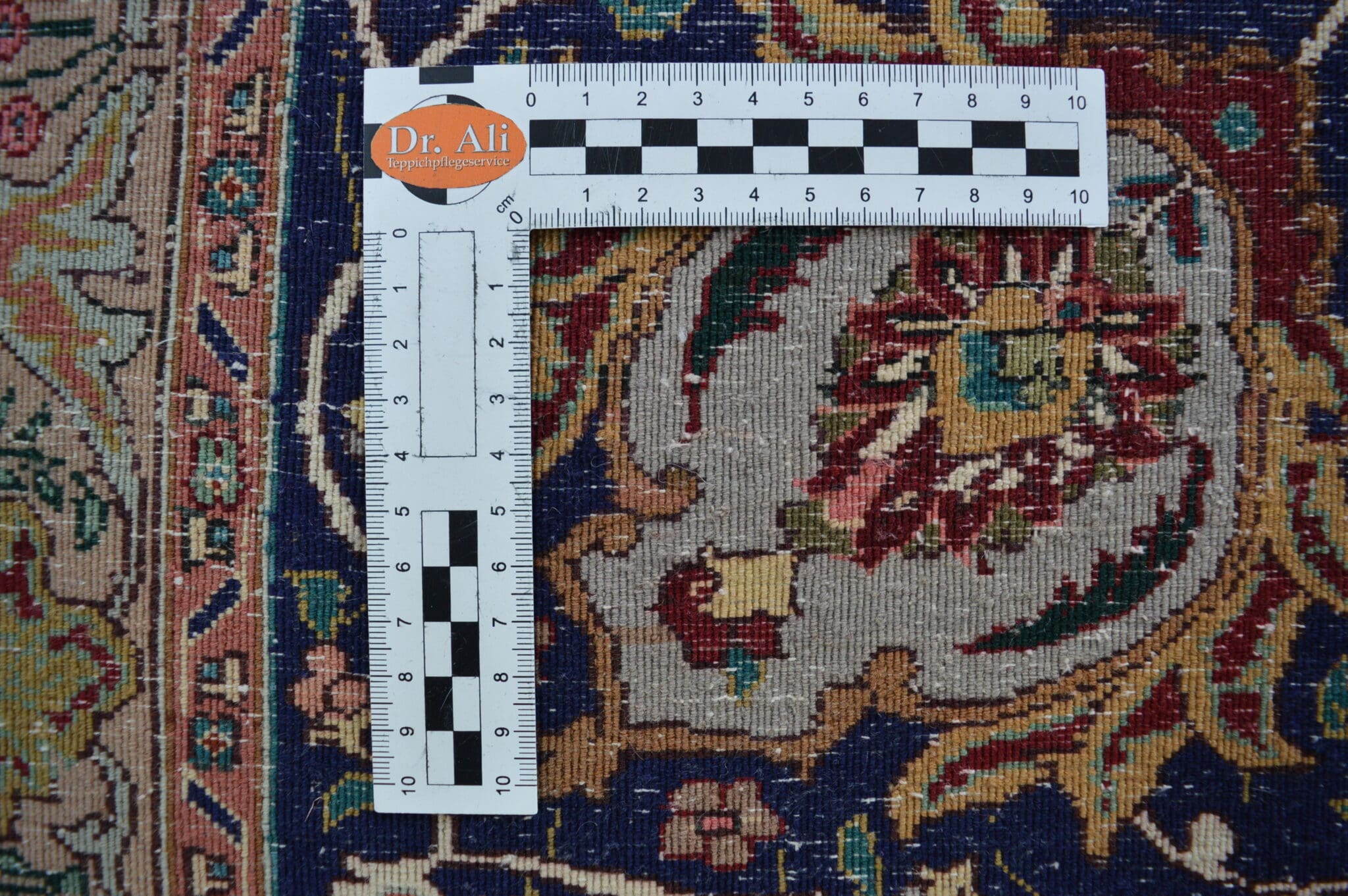 Täbriz Perserteppich aus Iran, 420 × 297 cm