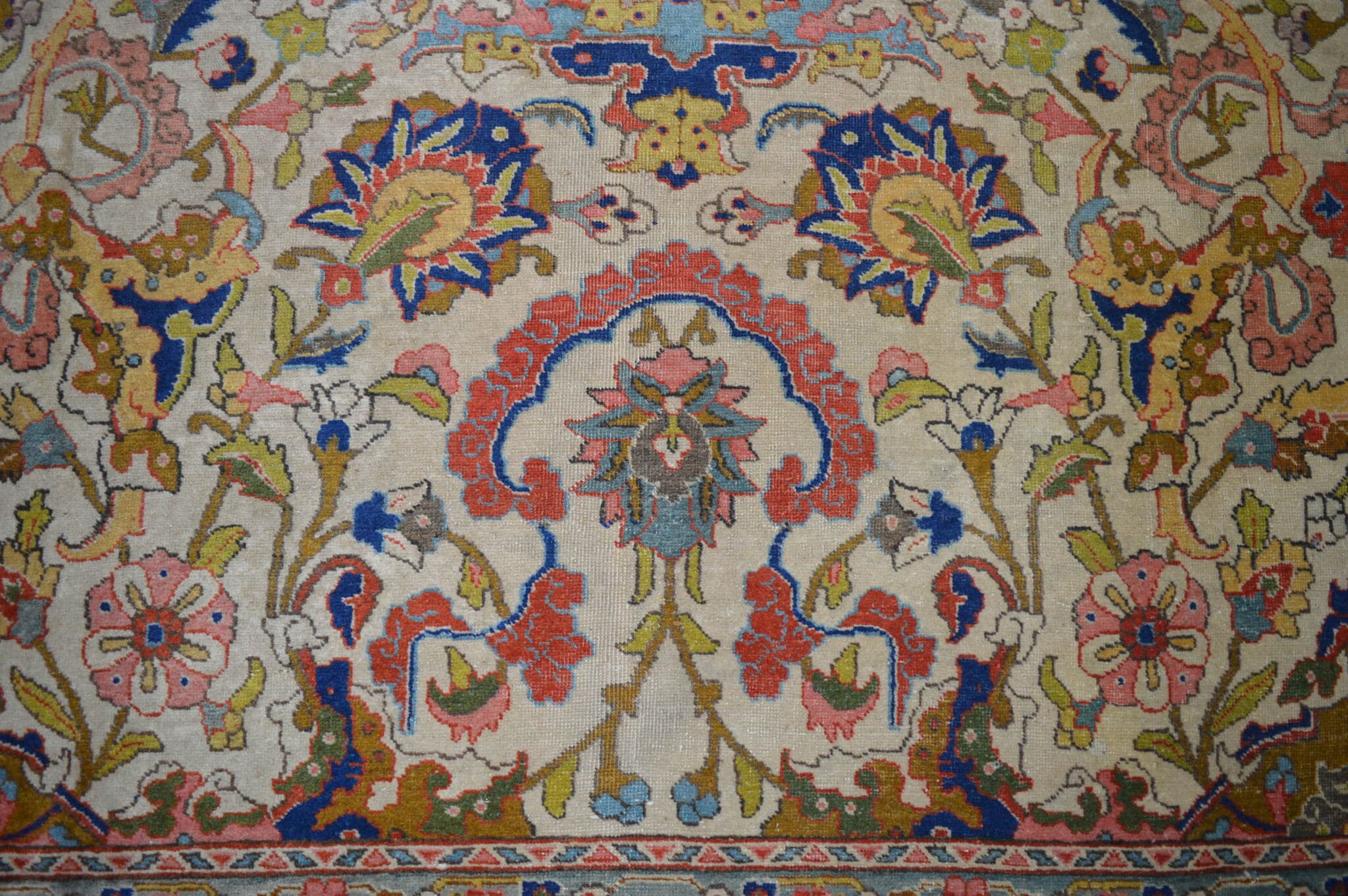 Täbriz Perserteppich 364 × 265 cm aus Wolle, handgeknüpft