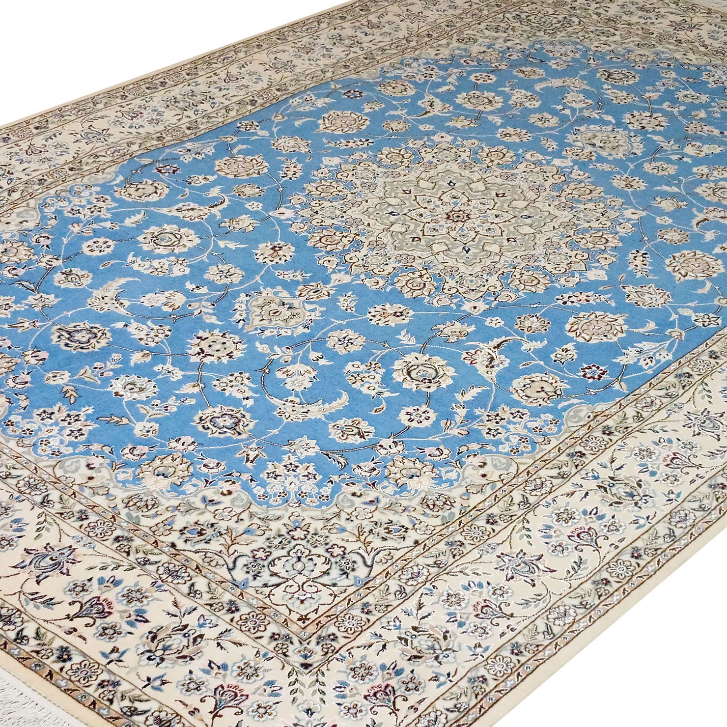 Nain Perserteppich aus Iran, 160 × 235 cm