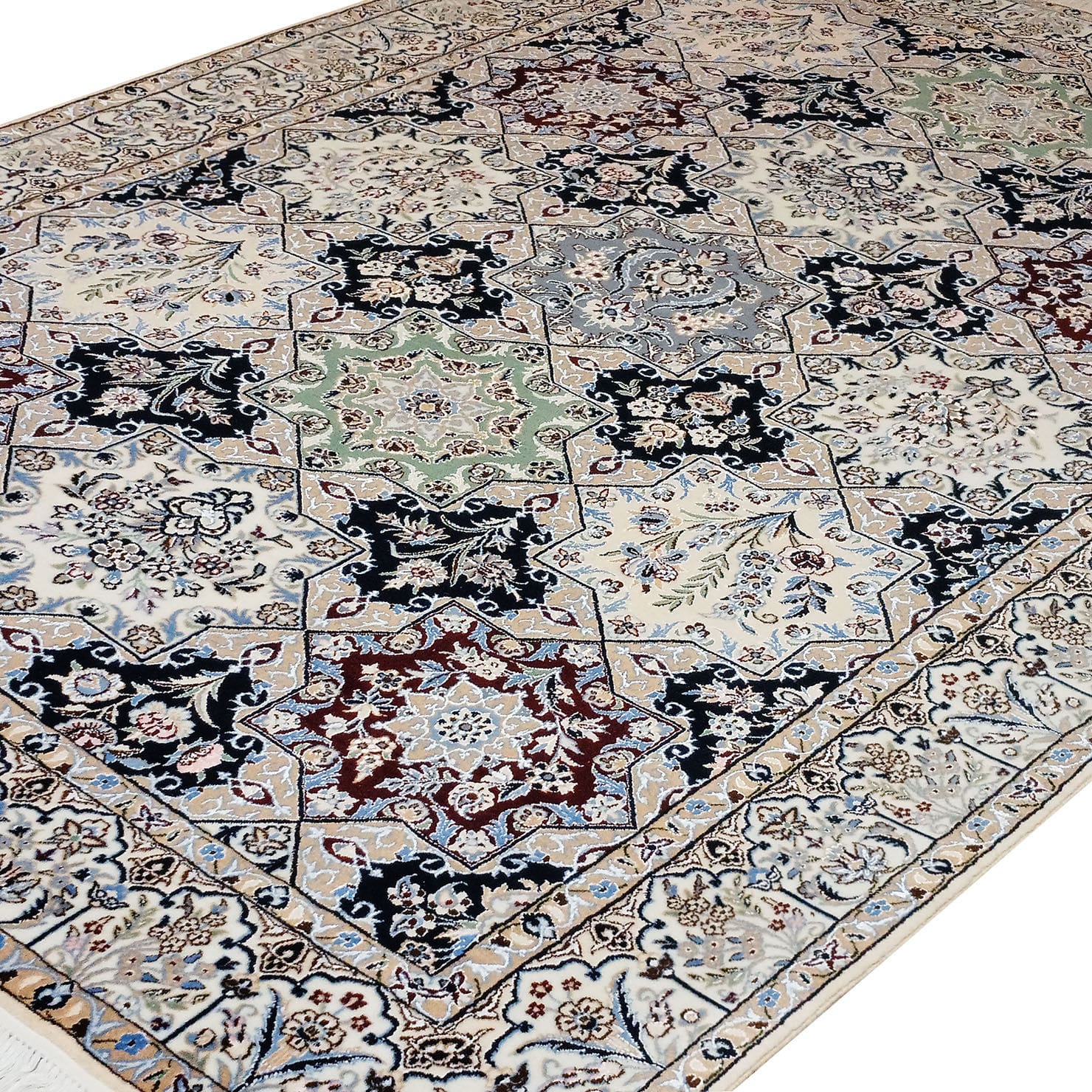 Handgeknüpfter Nain Perserteppich, 235 × 155 cm, Wolle & Seide