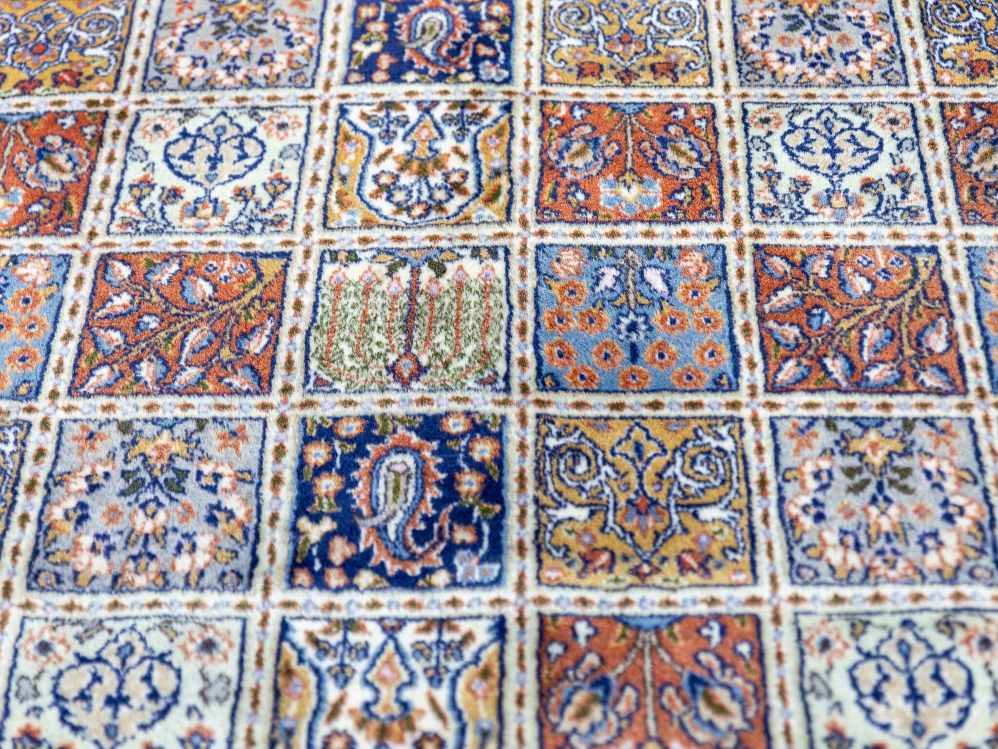 Moud Perserteppich aus Iran, 312 × 245 cm
