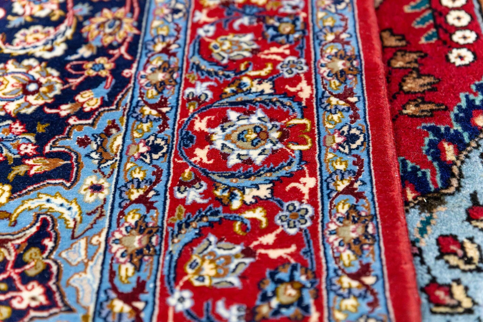 Isfahan Perserteppich aus Iran, 165 × 110 cm