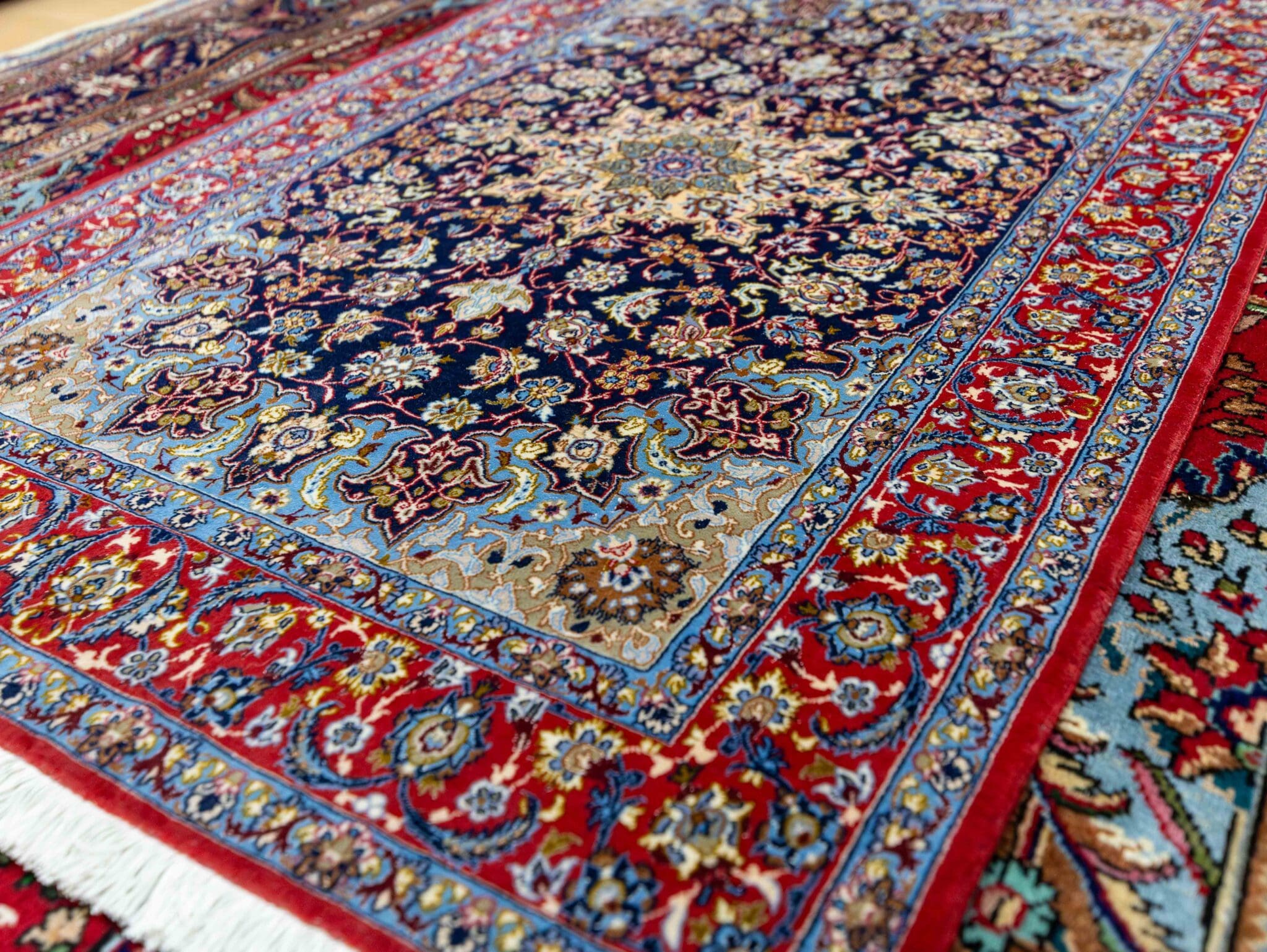 Isfahan Perserteppich aus Iran, 165 × 110 cm