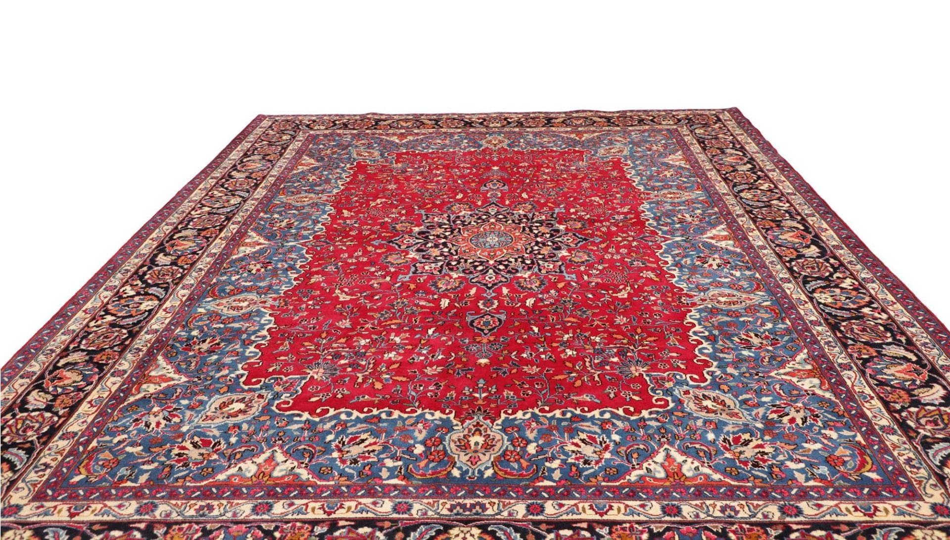 Mashhad Perserteppich aus Iran, 299 × 383 cm