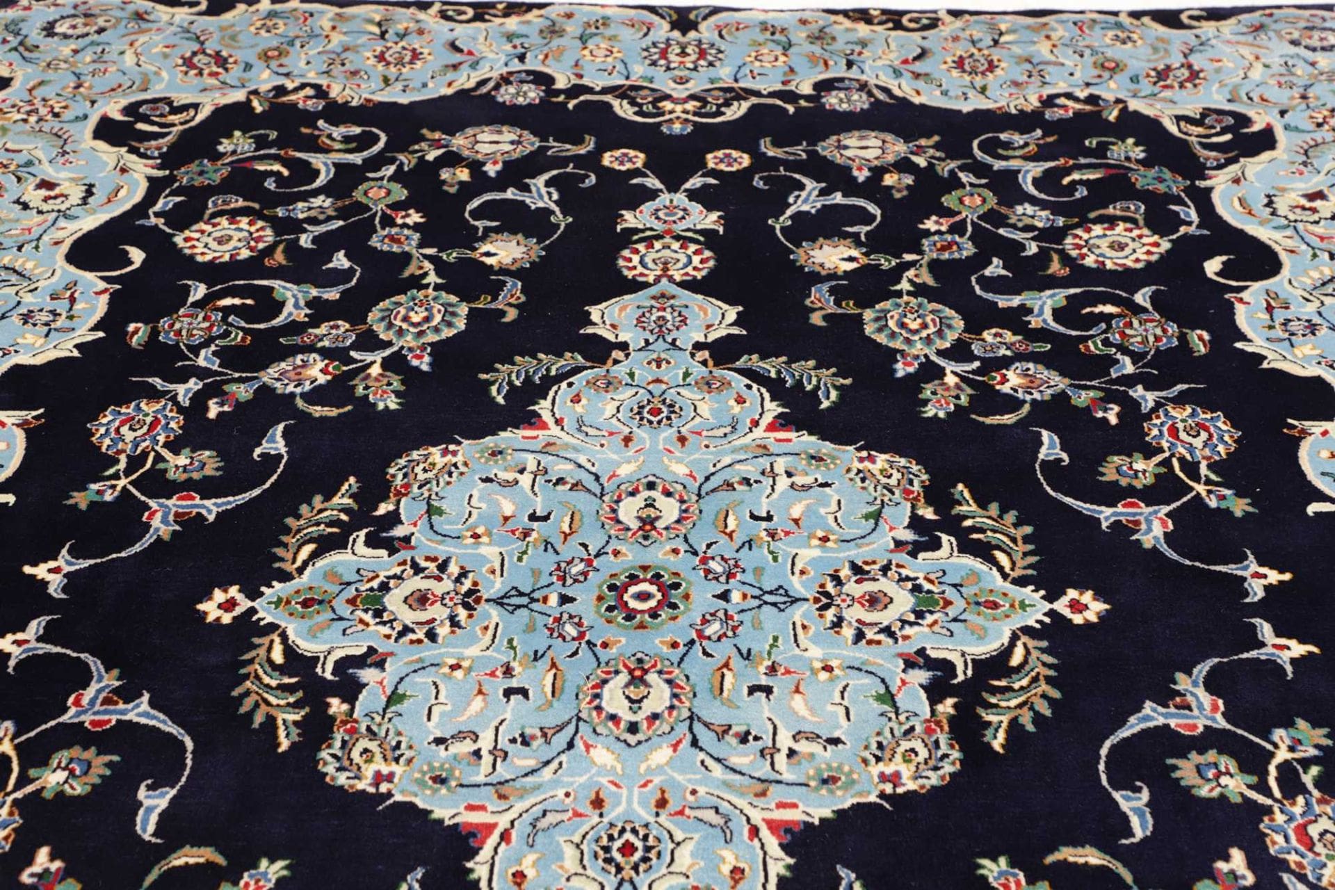 Kashan Perserteppich 217 × 321 cm aus Wolle, handgeknüpft