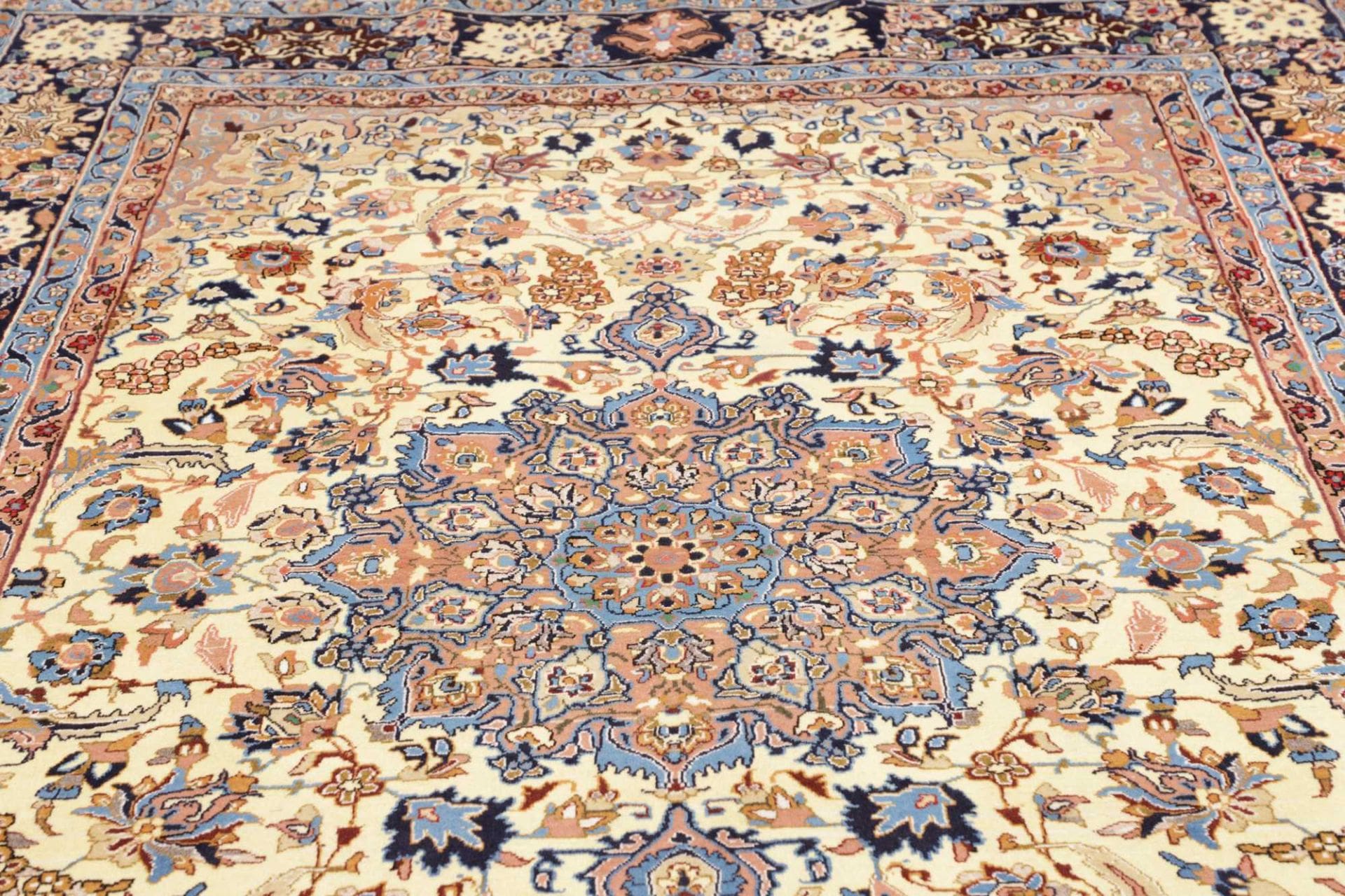 perserteppich-najafabad-201-x-312-cm-schurwolle-handgeknupft-7 Kerman Perserteppich aus Iran, 201 × 312 cm