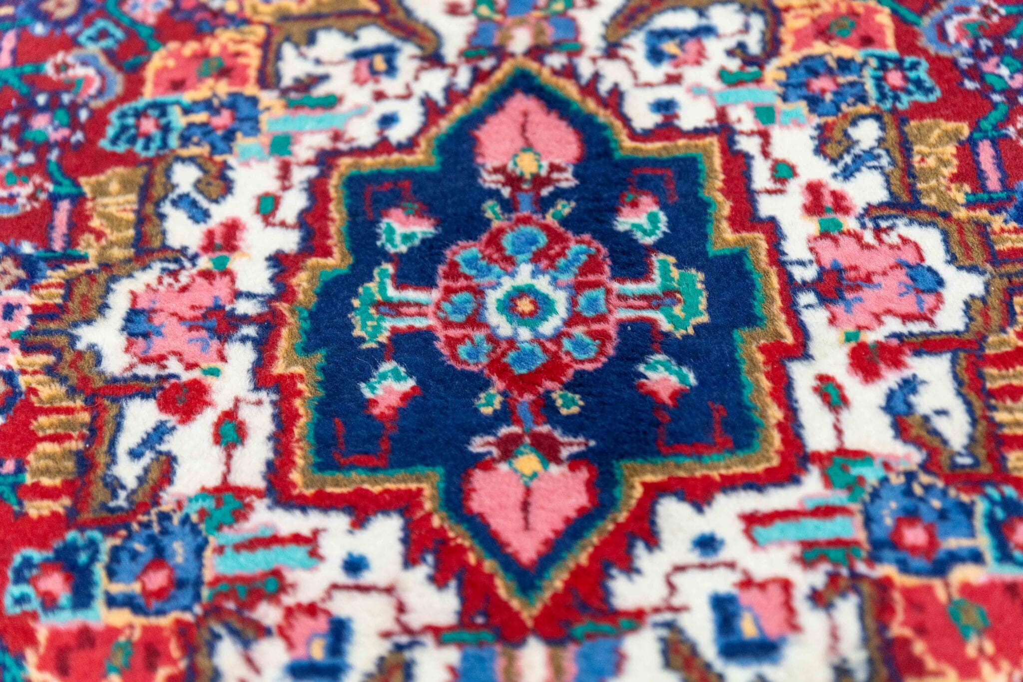 Hamadan Perserteppich aus Iran, 300 × 135 cm