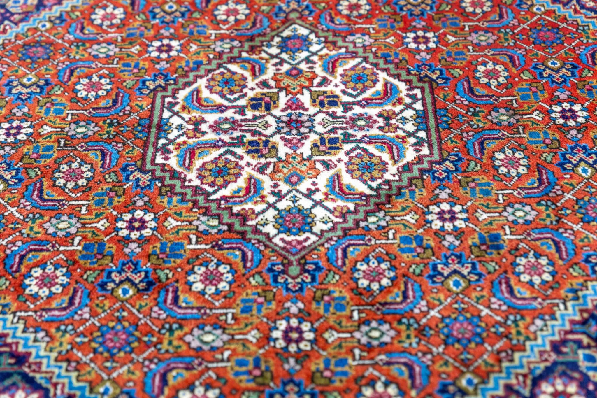 Handgeknüpfter Täbriz Perserteppich 348 × 247 cm