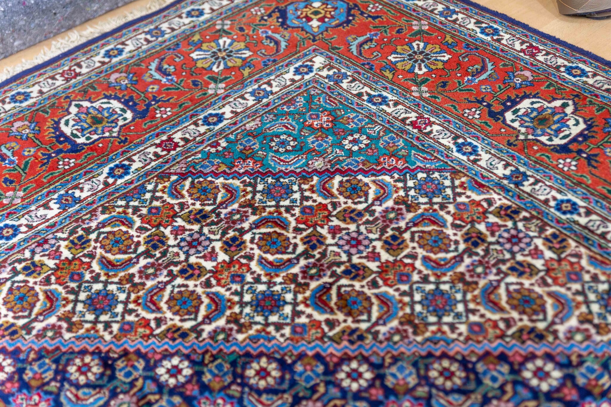 Handgeknüpfter Täbriz Perserteppich 348 × 247 cm