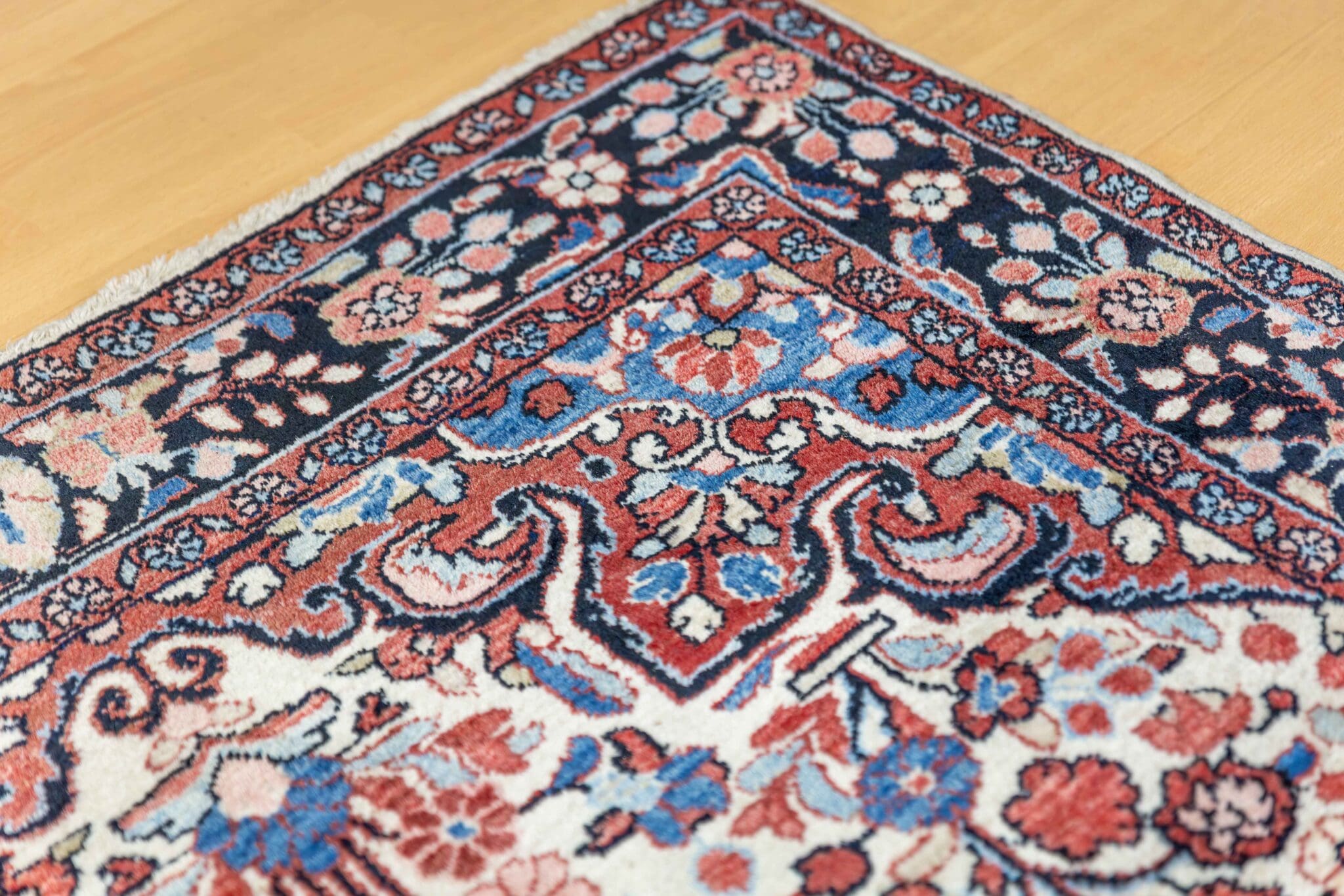 Handgeknüpfter Hamadan Perserteppich 220 × 145 cm