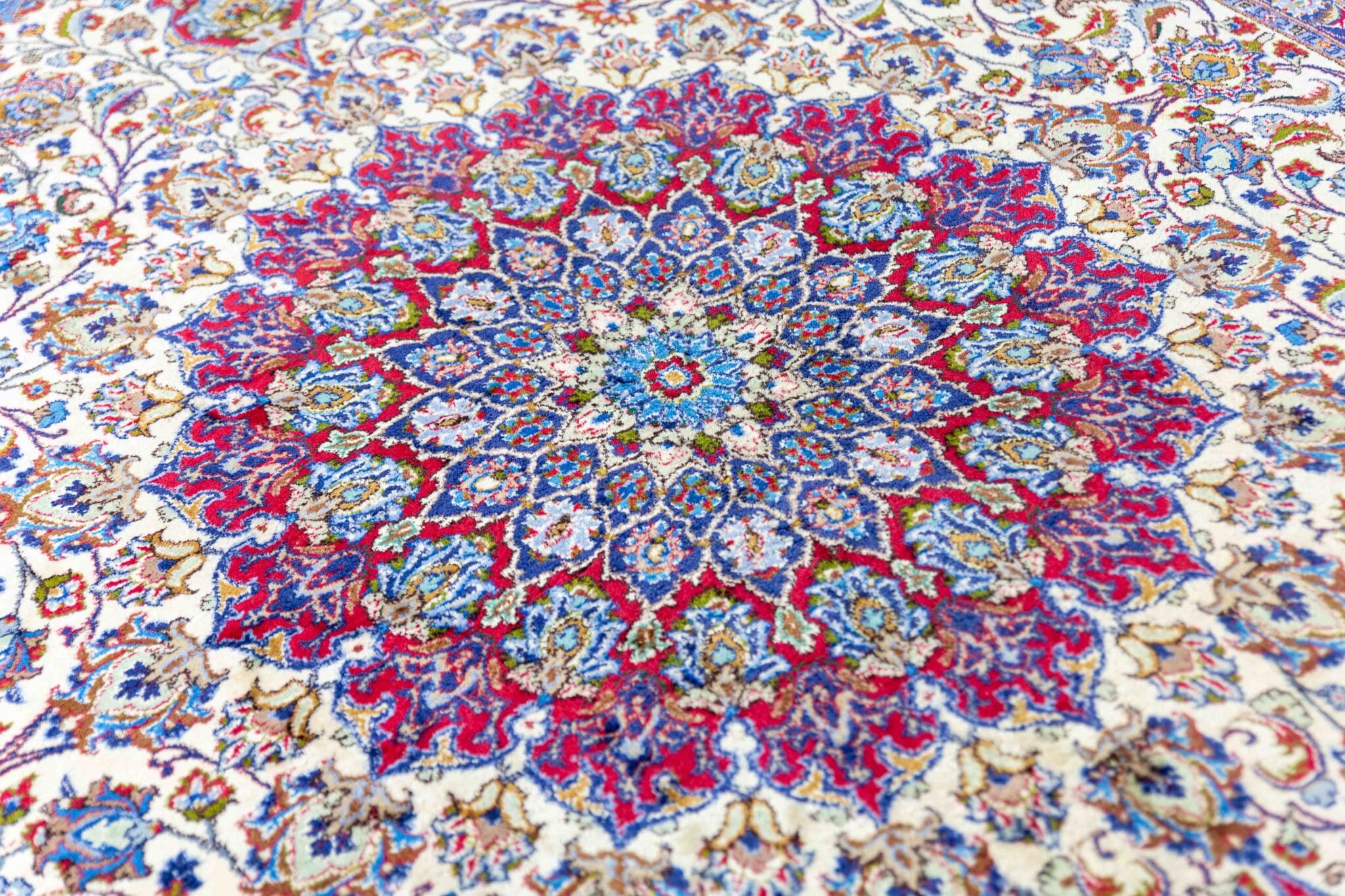 Handgeknüpfter Täbriz Perserteppich 357 × 246 cm