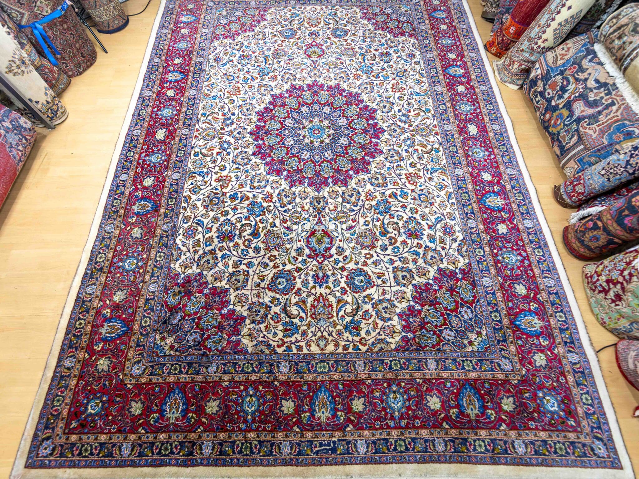 Handgeknüpfter Täbriz Perserteppich 357 × 246 cm