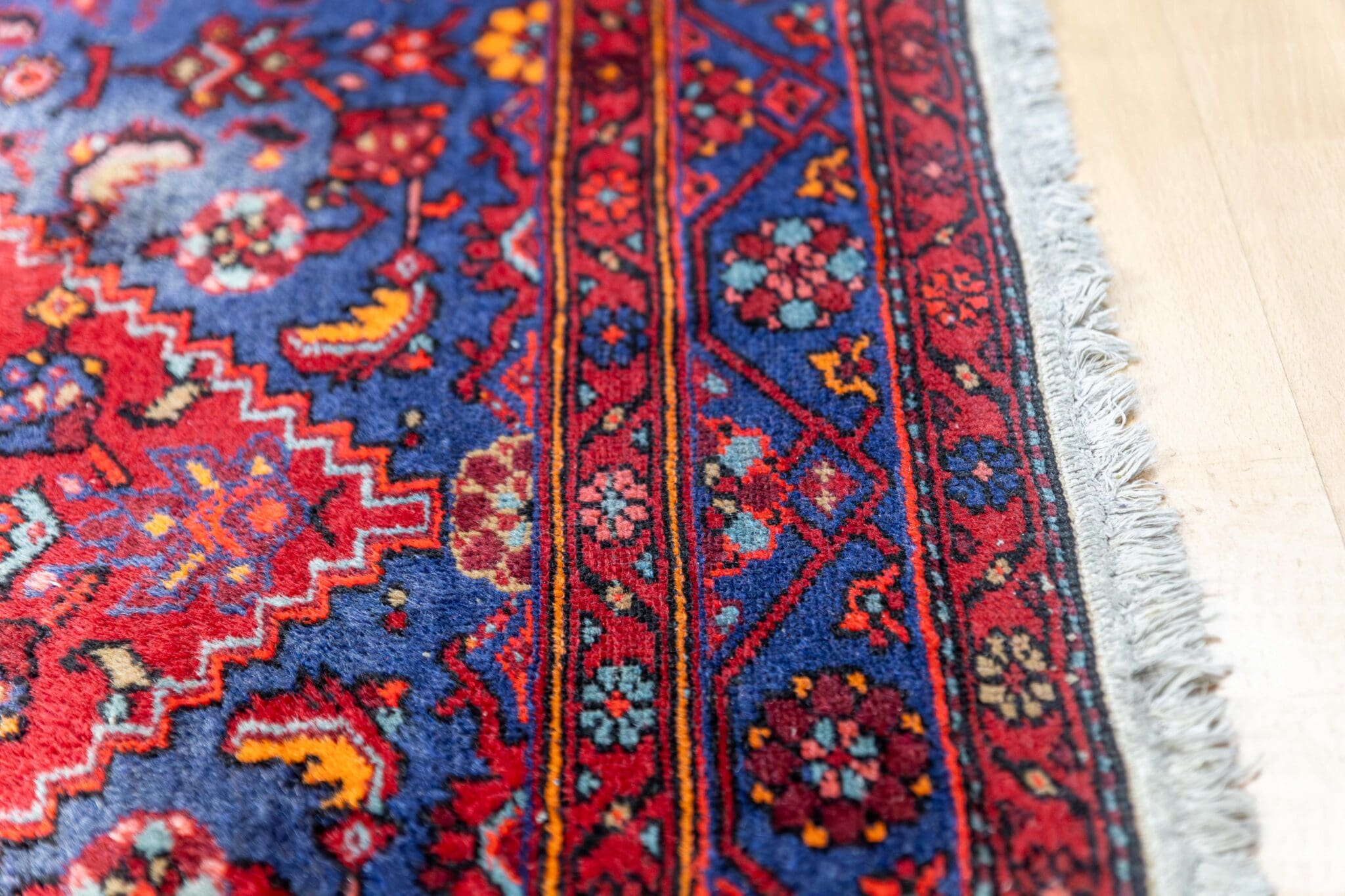 Handgeknüpfter Hamadan Perserteppich 198 × 139 cm