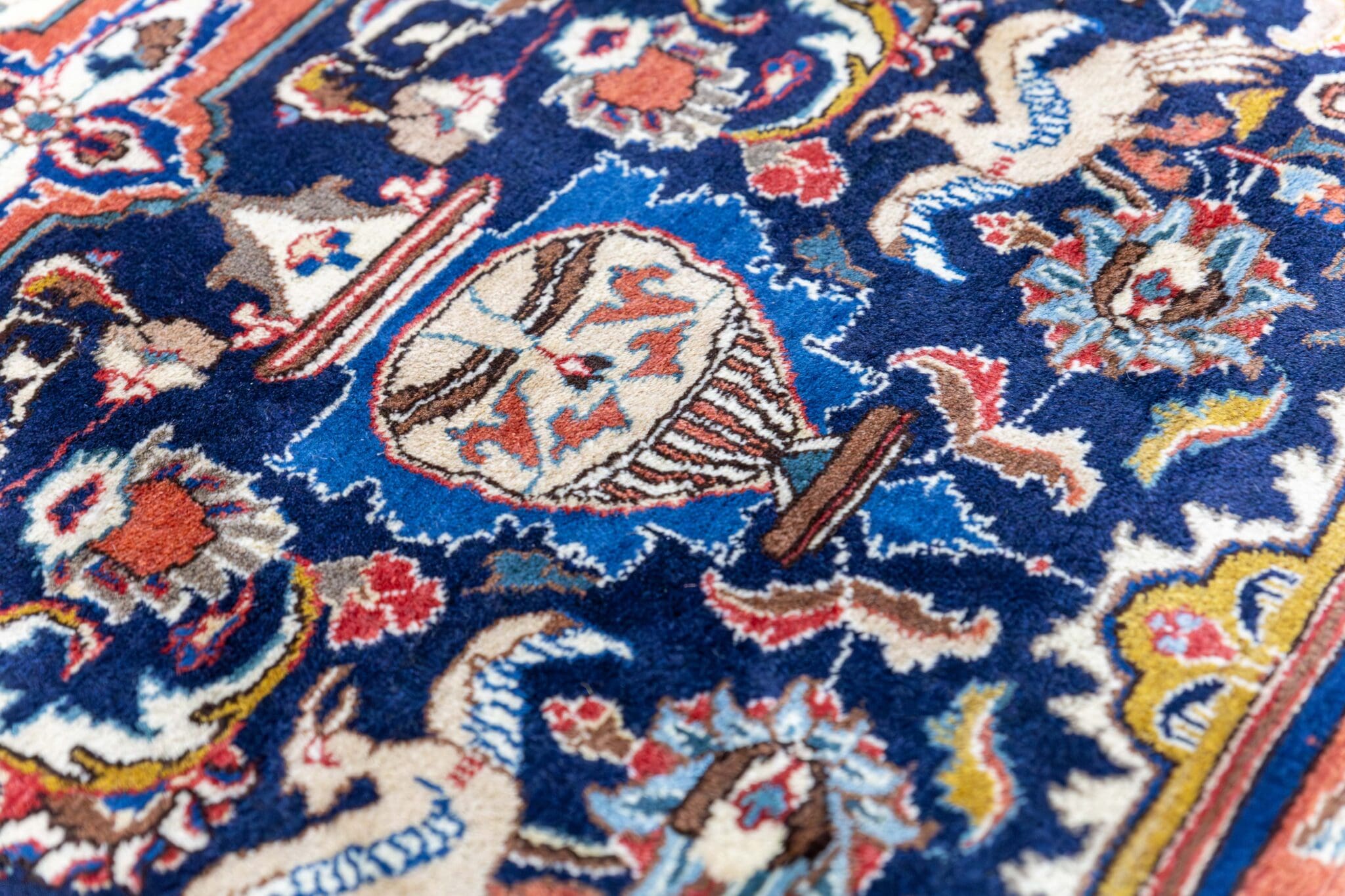 Kashmar Perserteppich aus Iran, 380 × 300 cm