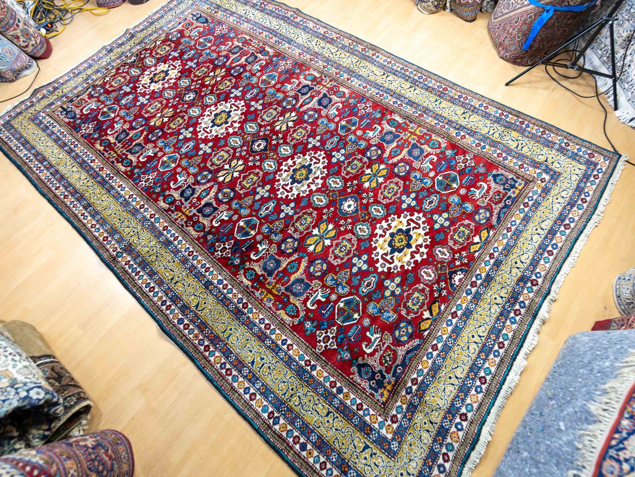 Ardebil Perserteppich 337 × 222 cm aus Wolle, handgeknüpft