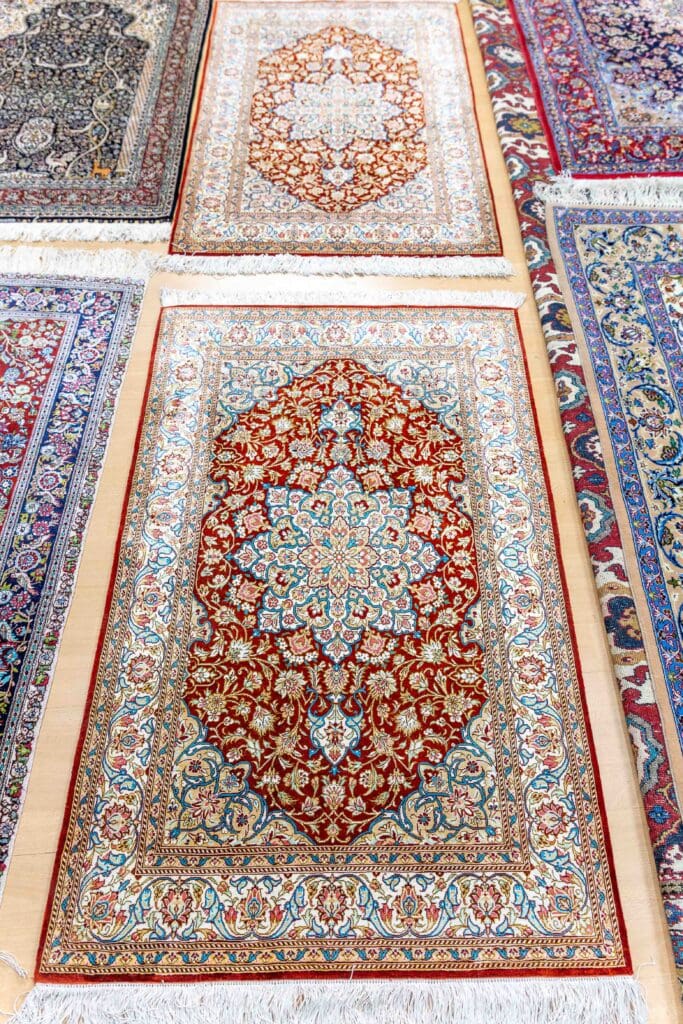 Perserteppich Qom 118.5 x 75.5 cm Seide handgeknüpft