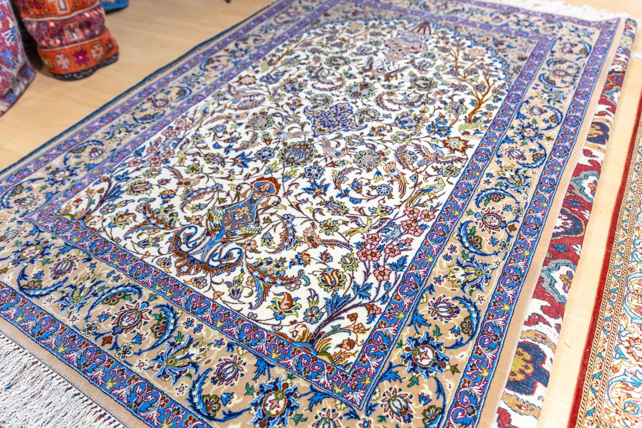 Handgeknüpfter Isfahan Perserteppich, 165 × 110 cm, Wolle & Seide