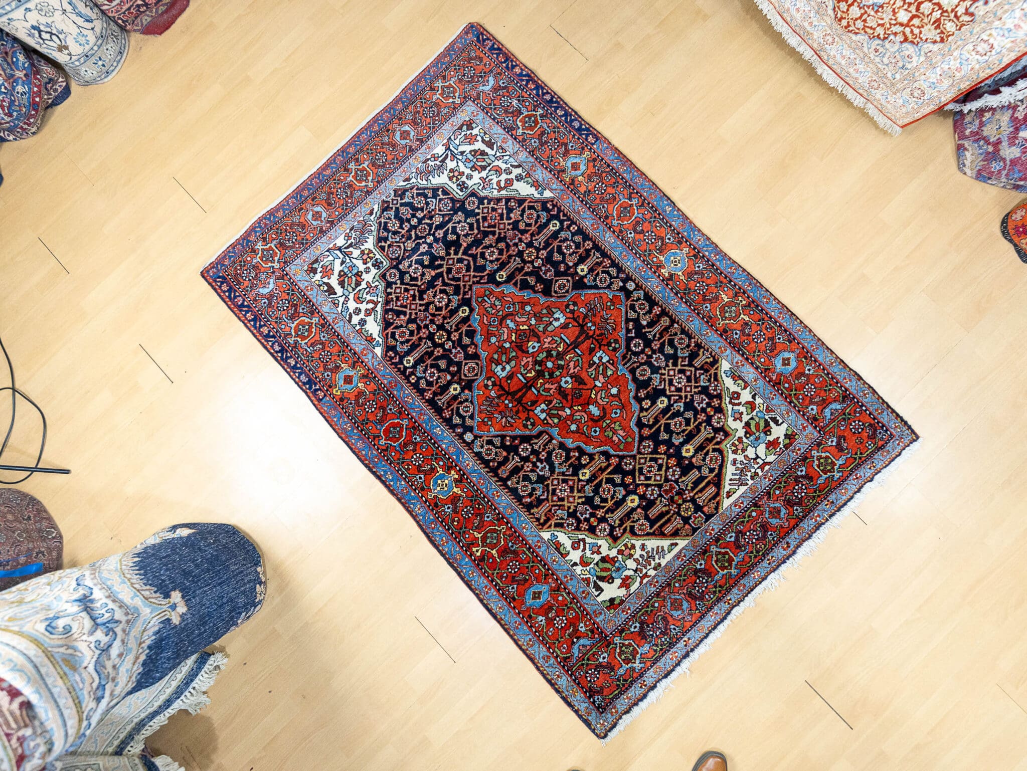 Hamadan Perserteppich 207 × 141 cm aus Wolle, handgeknüpft