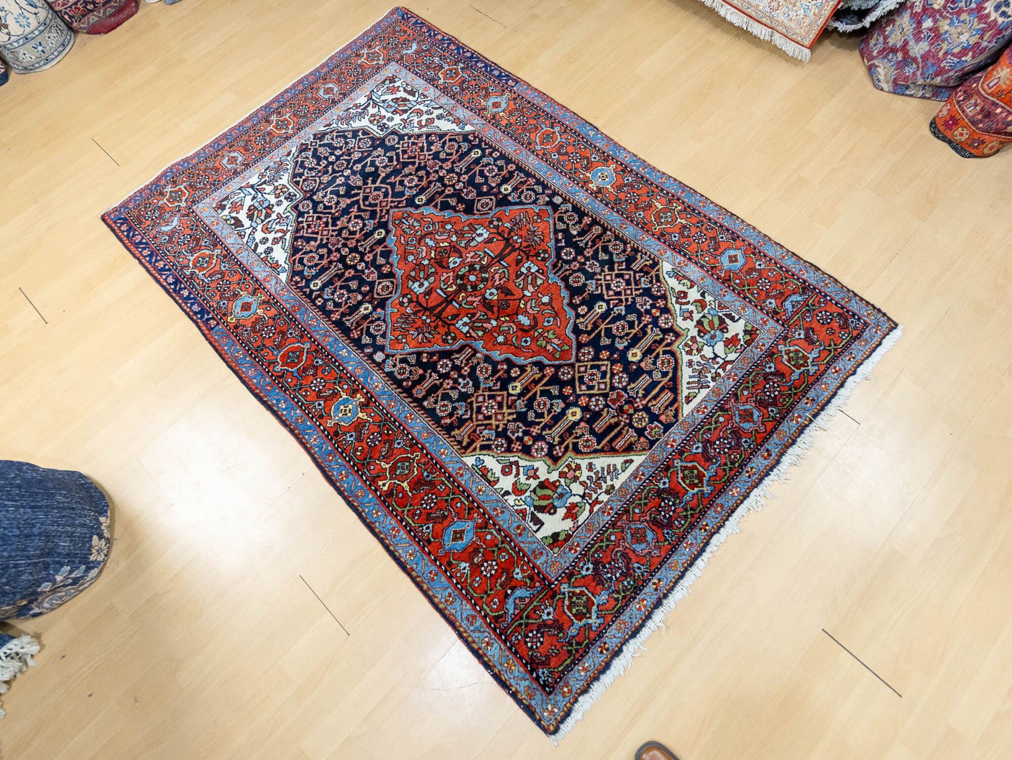 Hamadan Perserteppich 207 × 141 cm aus Wolle, handgeknüpft