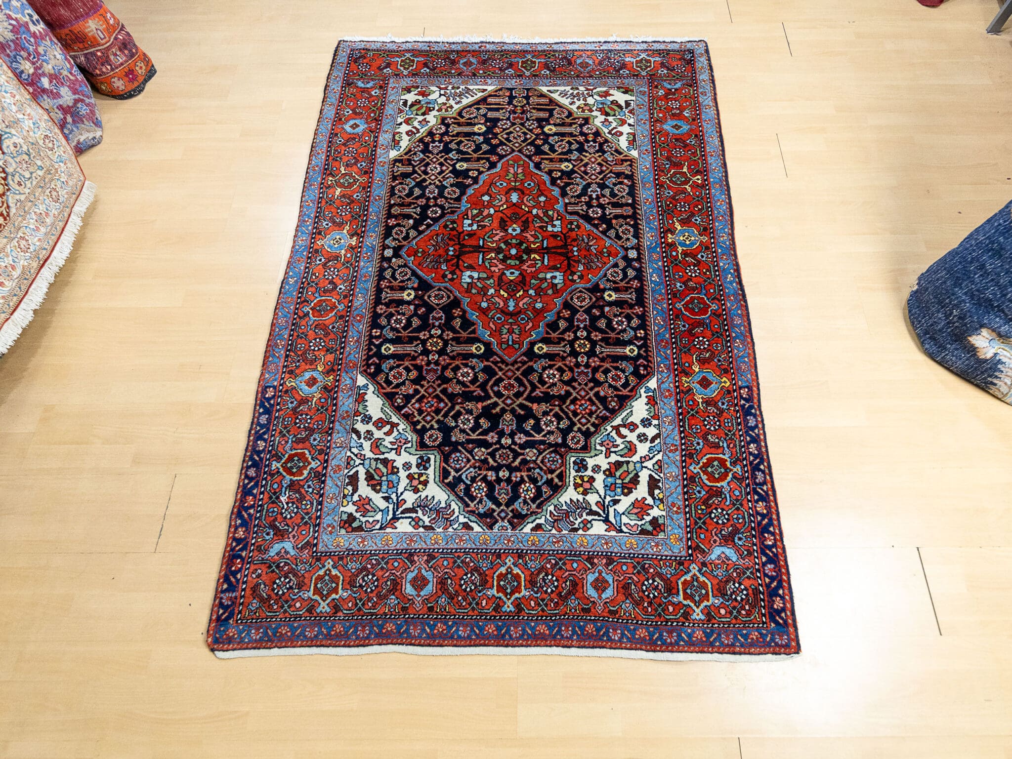 Hamadan Perserteppich 207 × 141 cm aus Wolle, handgeknüpft